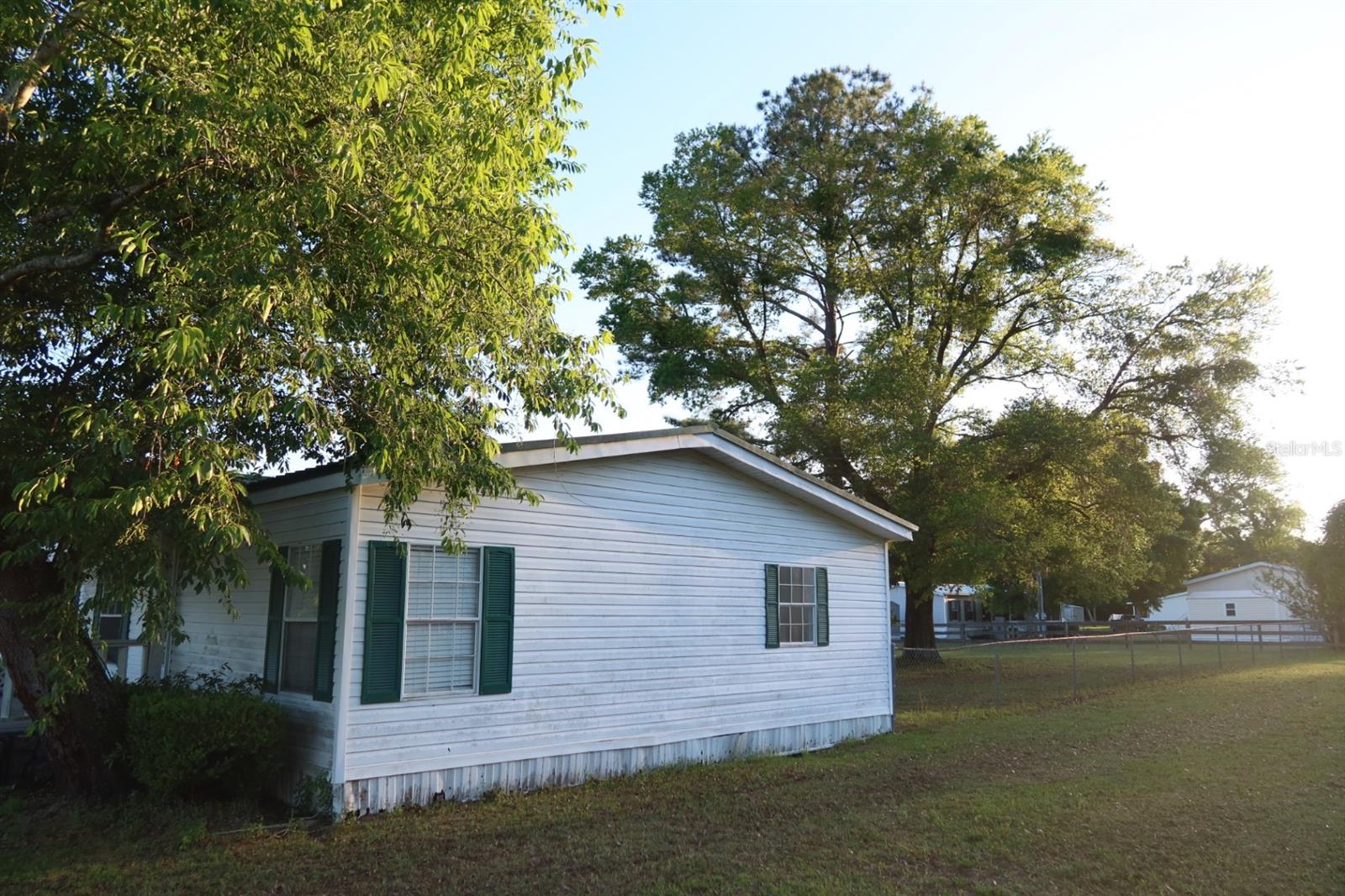 262 SW LYNNWOOD AVE, LAKE CITY, FL, 32024