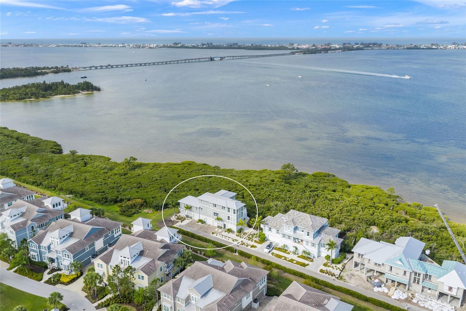 332 HARBOUR SOUND CT, BRADENTON, FL, 34209