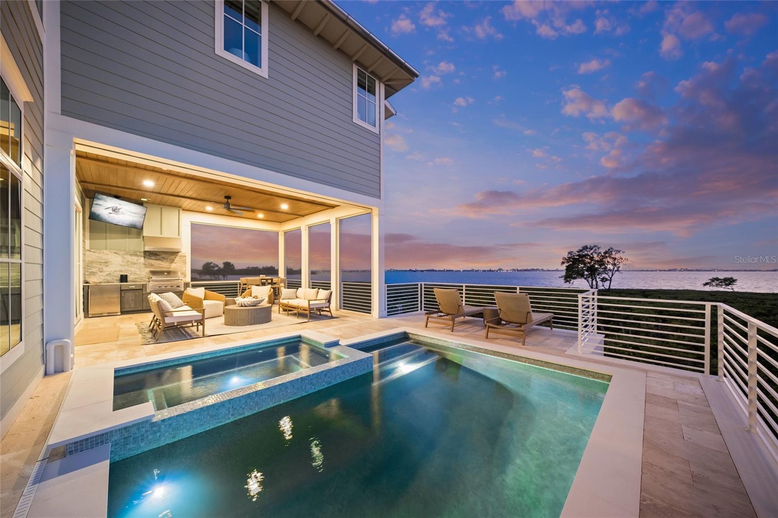 332 HARBOUR SOUND CT, BRADENTON, FL, 34209