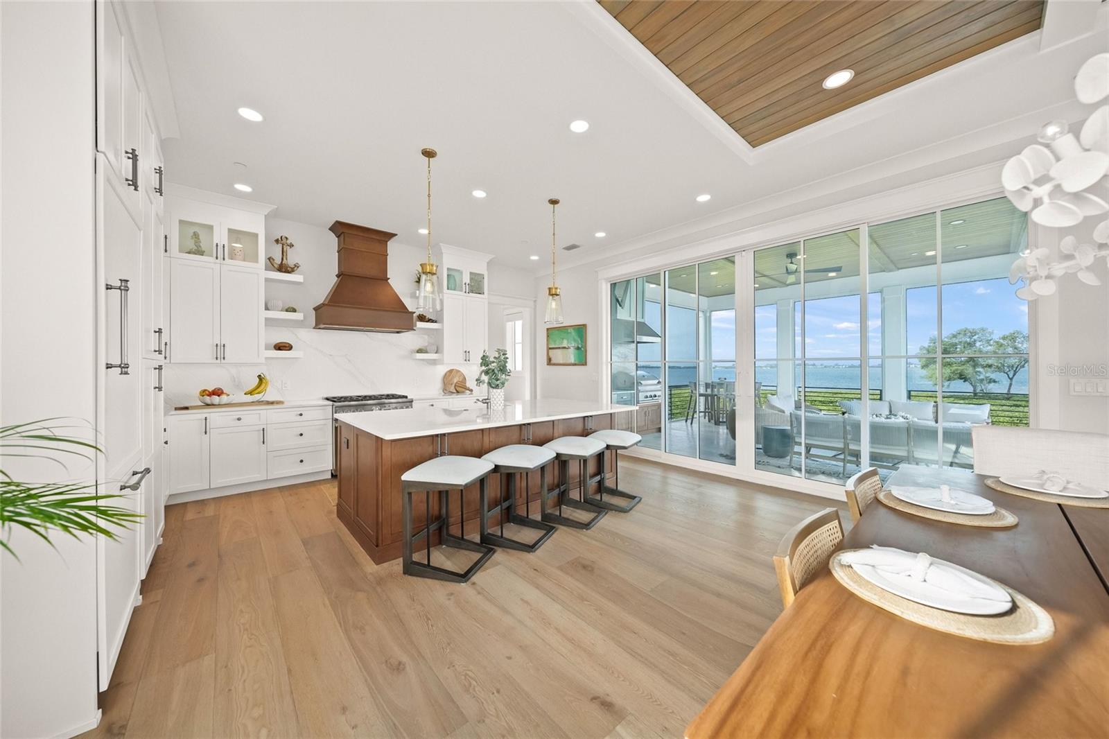 332 HARBOUR SOUND CT, BRADENTON, FL, 34209