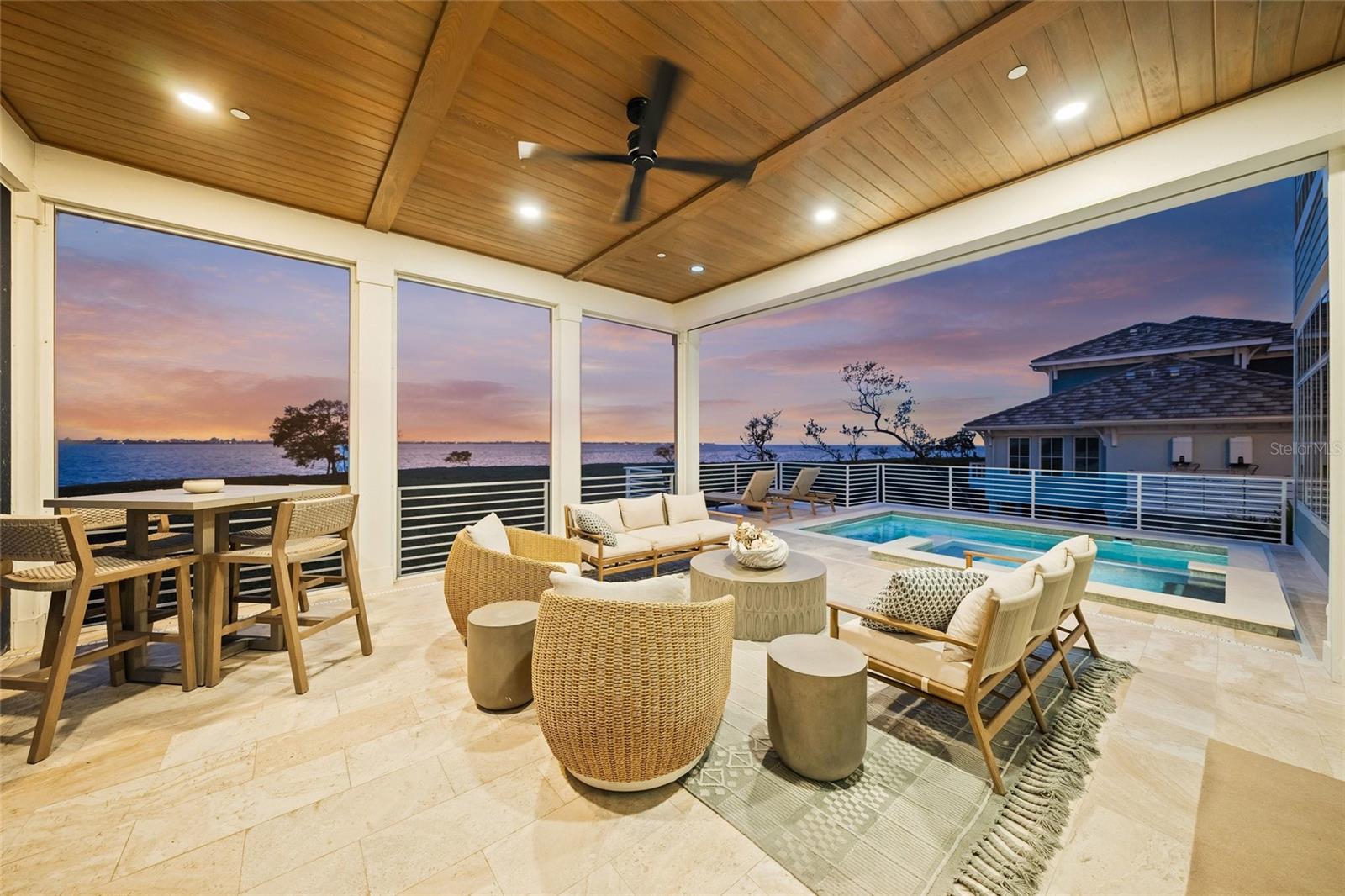 332 HARBOUR SOUND CT, BRADENTON, FL, 34209