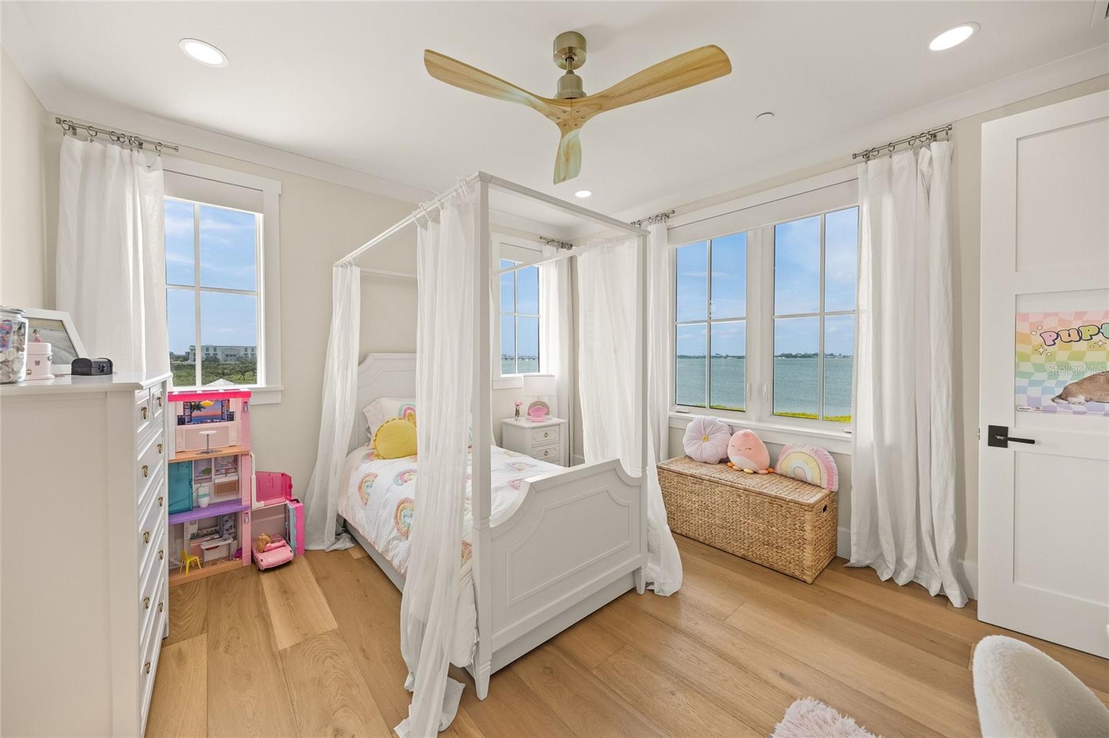332 HARBOUR SOUND CT, BRADENTON, FL, 34209