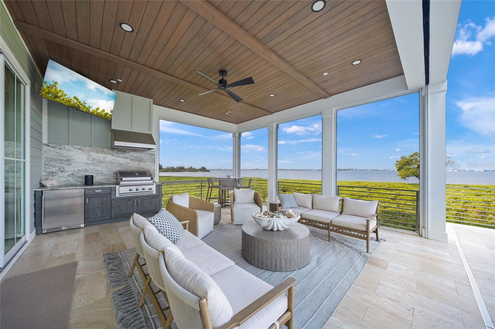332 HARBOUR SOUND CT, BRADENTON, FL, 34209