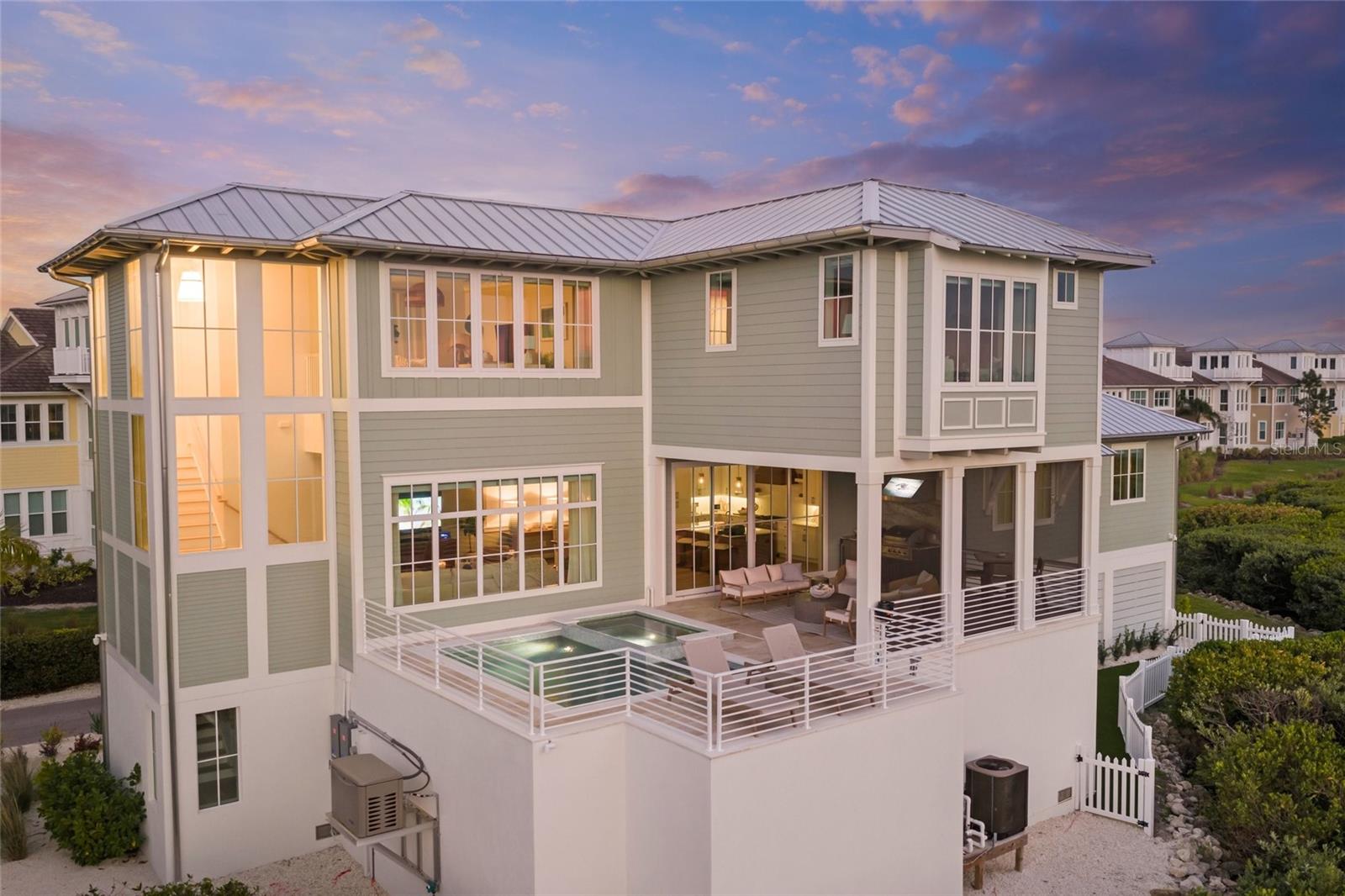 332 HARBOUR SOUND CT, BRADENTON, FL, 34209