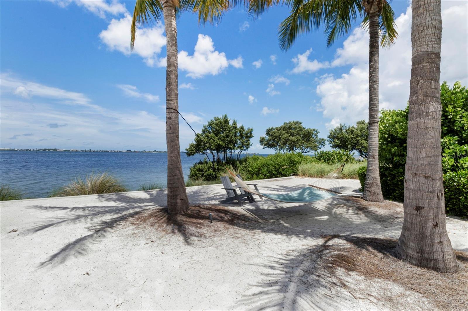 289 SAPPHIRE LAKE DR #202, BRADENTON, FL, 34209