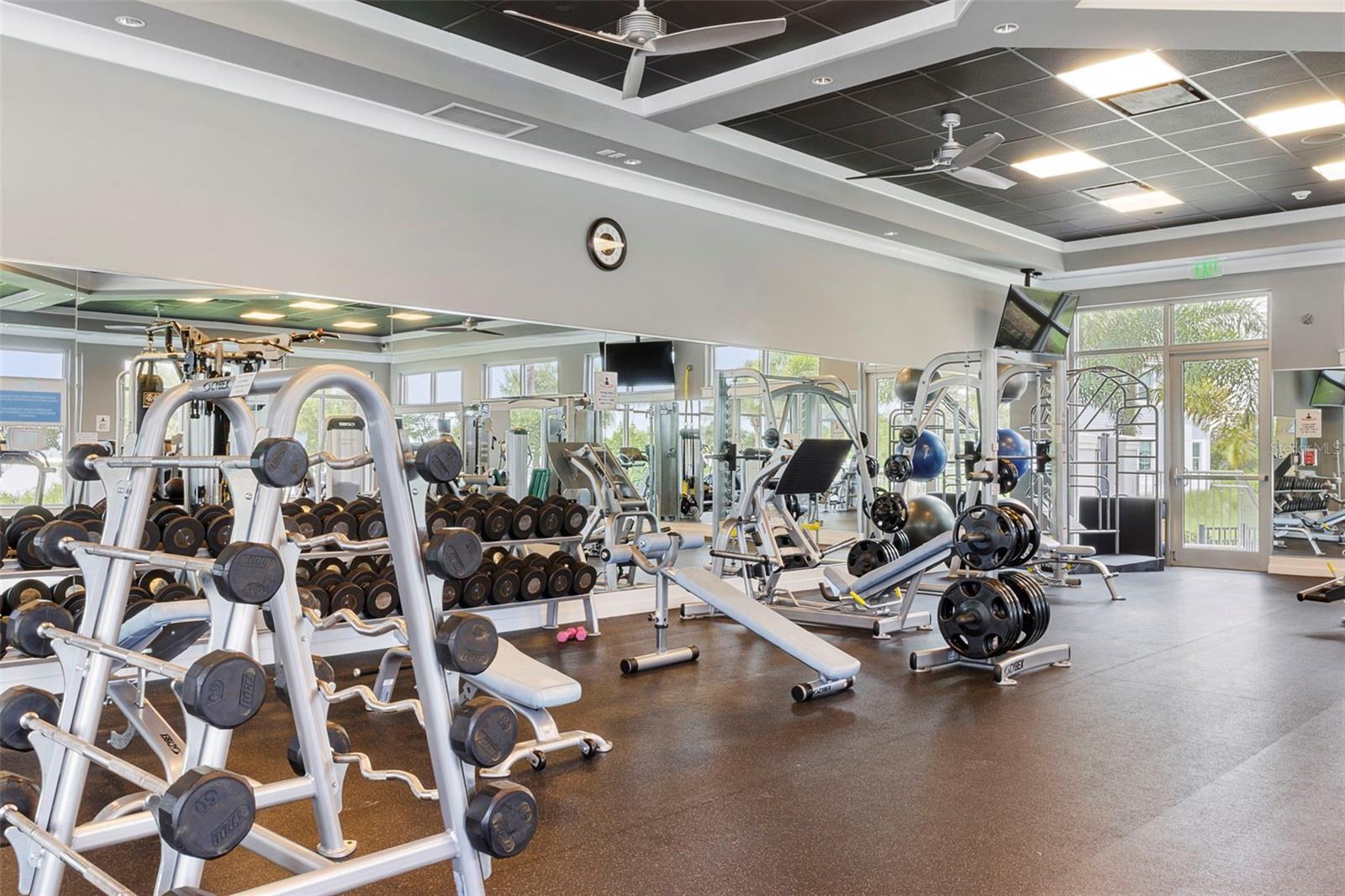 289 SAPPHIRE LAKE DR #202, BRADENTON, FL, 34209