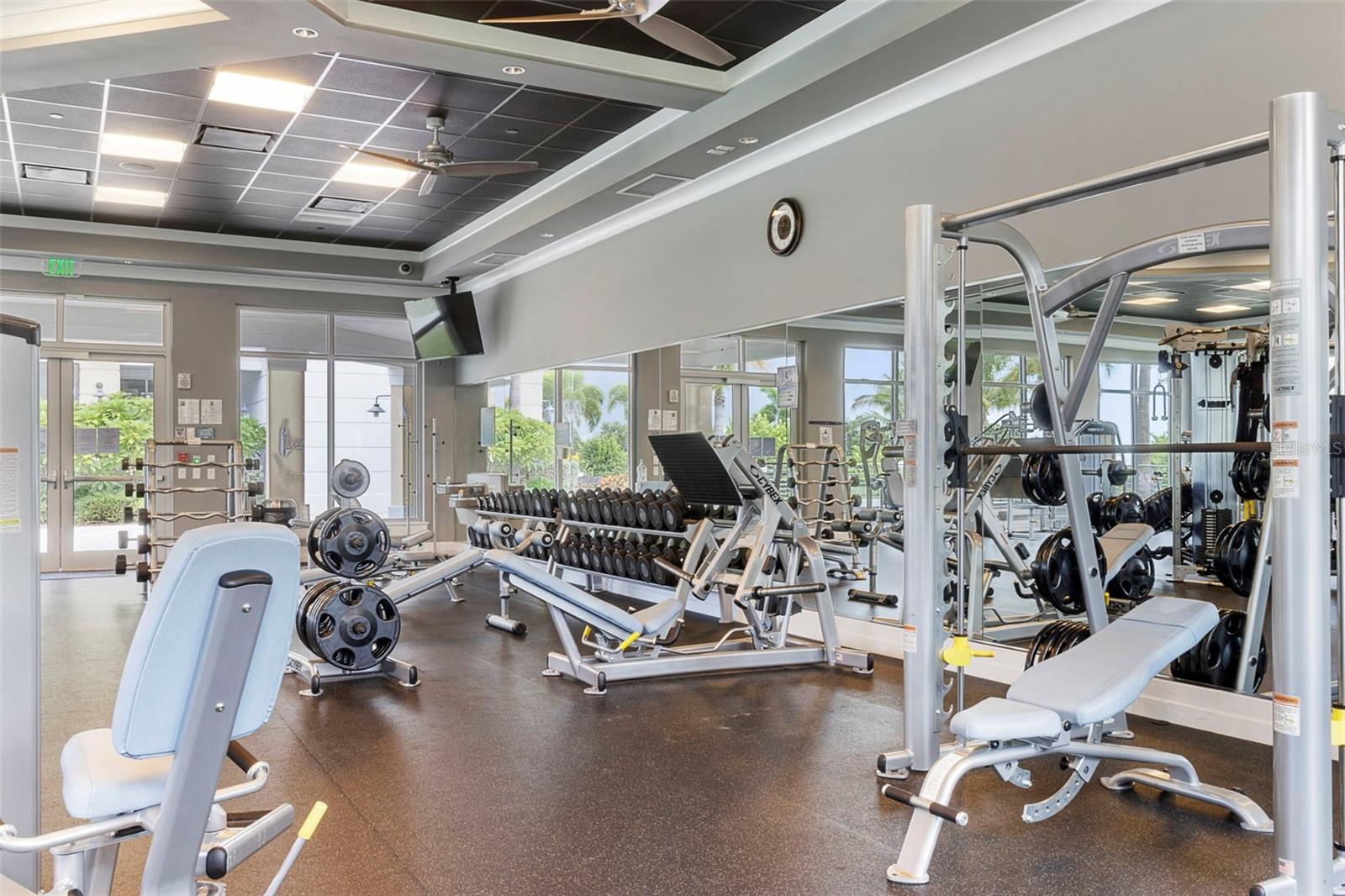 289 SAPPHIRE LAKE DR #202, BRADENTON, FL, 34209