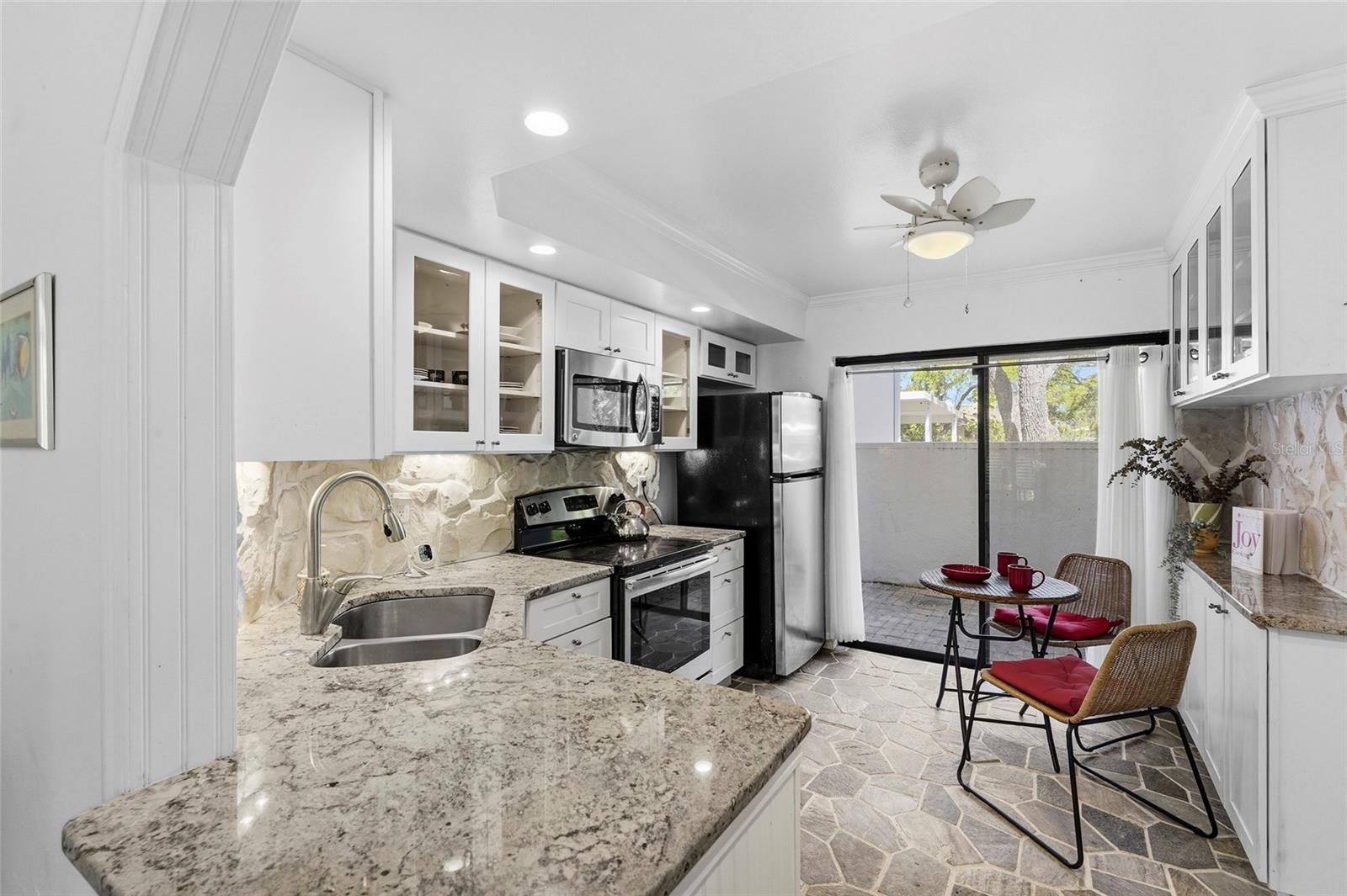 3324 THORNWOOD RD #3324, SARASOTA, FL, 34231