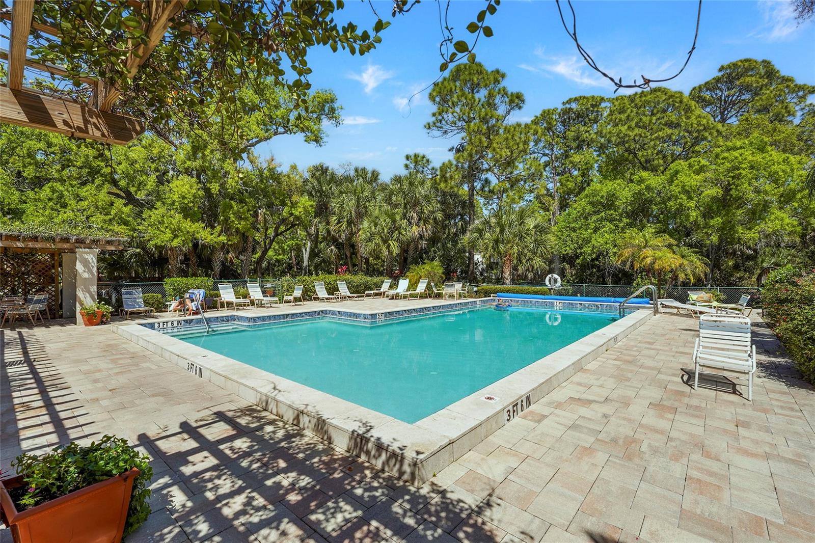 3324 THORNWOOD RD #3324, SARASOTA, FL, 34231