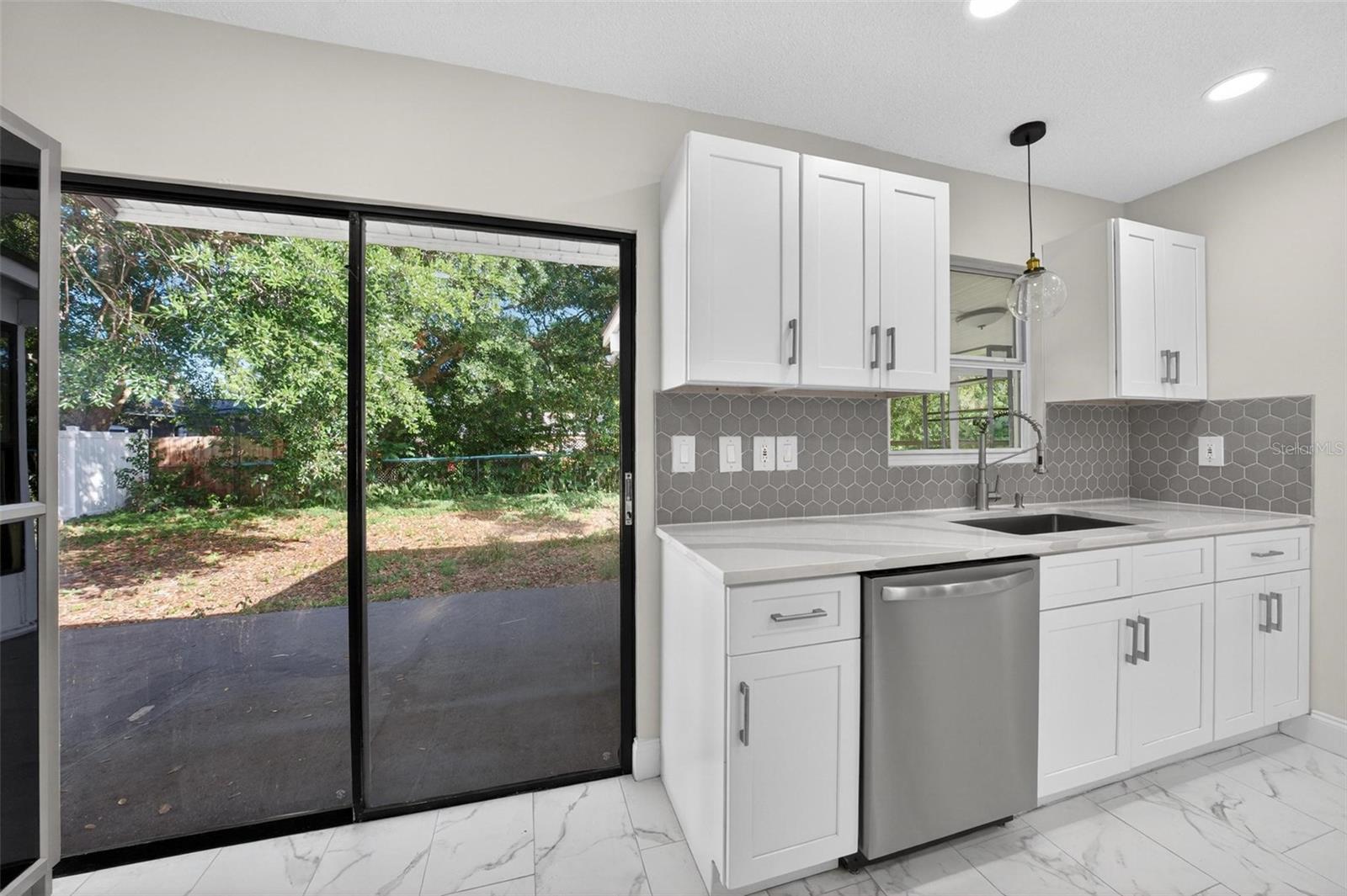 2039 JEFFERSON AVE, DELTONA, FL, 32738