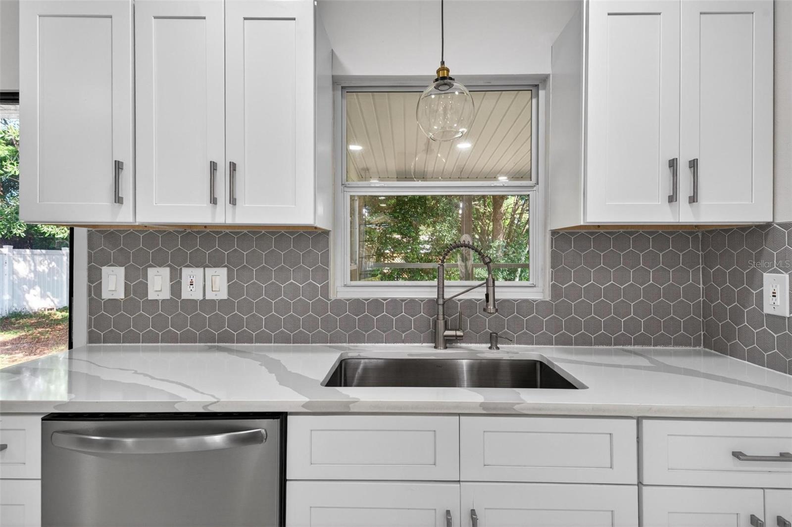 2039 JEFFERSON AVE, DELTONA, FL, 32738