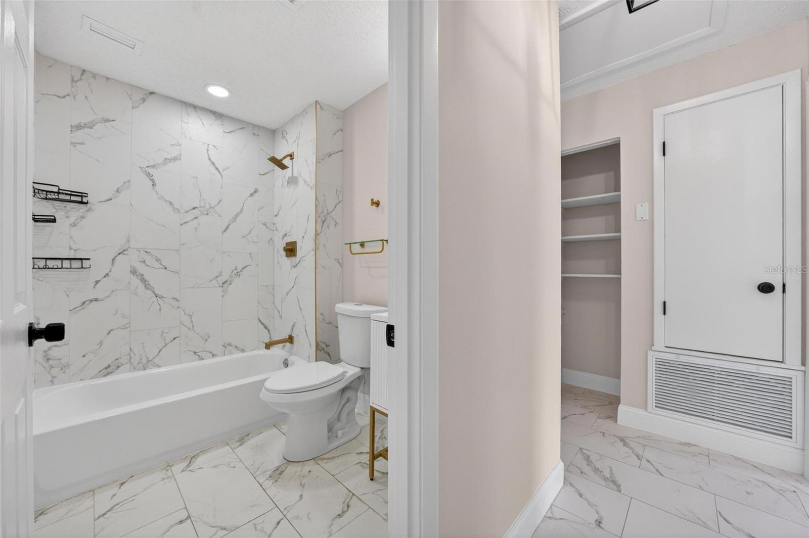 2039 JEFFERSON AVE, DELTONA, FL, 32738