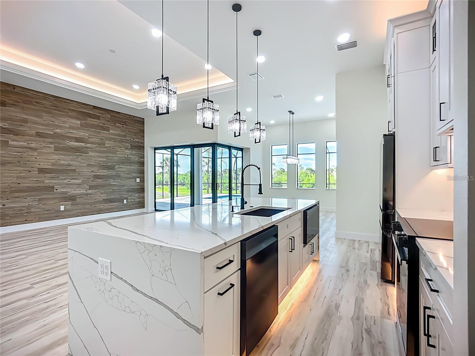 1167 BOUNDARY BLVD, ROTONDA WEST, FL, 33947