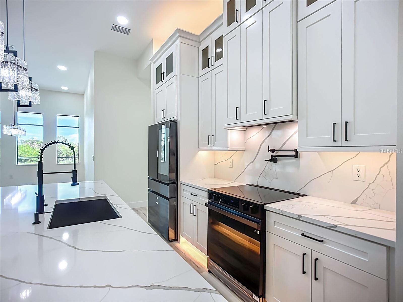 1167 BOUNDARY BLVD, ROTONDA WEST, FL, 33947