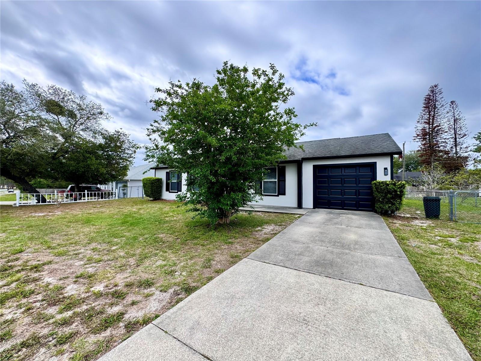 563 FORT SMITH BLVD, DELTONA, FL, 32738