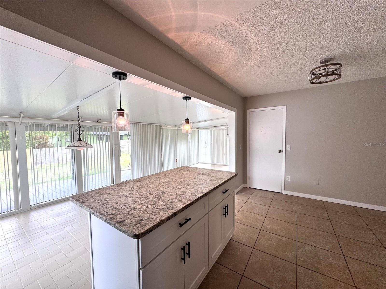 563 FORT SMITH BLVD, DELTONA, FL, 32738