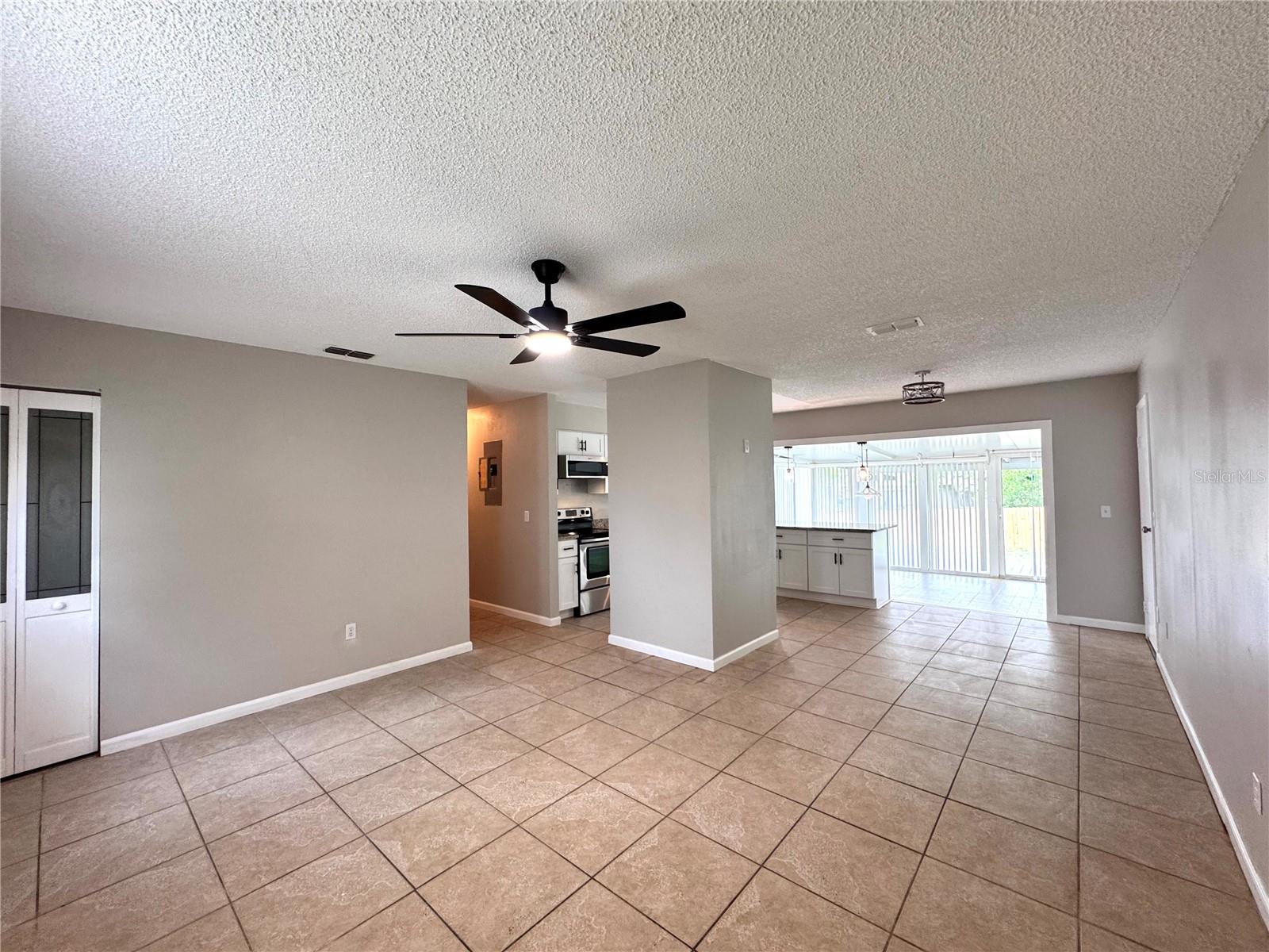 563 FORT SMITH BLVD, DELTONA, FL, 32738