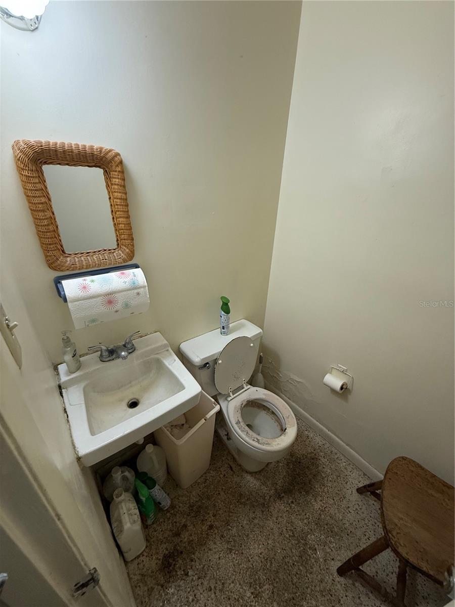 927 NW 13TH ST, GAINESVILLE, FL, 32601
