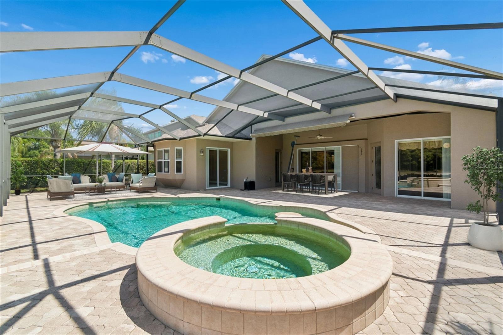 *Virtually Staged* Lanai