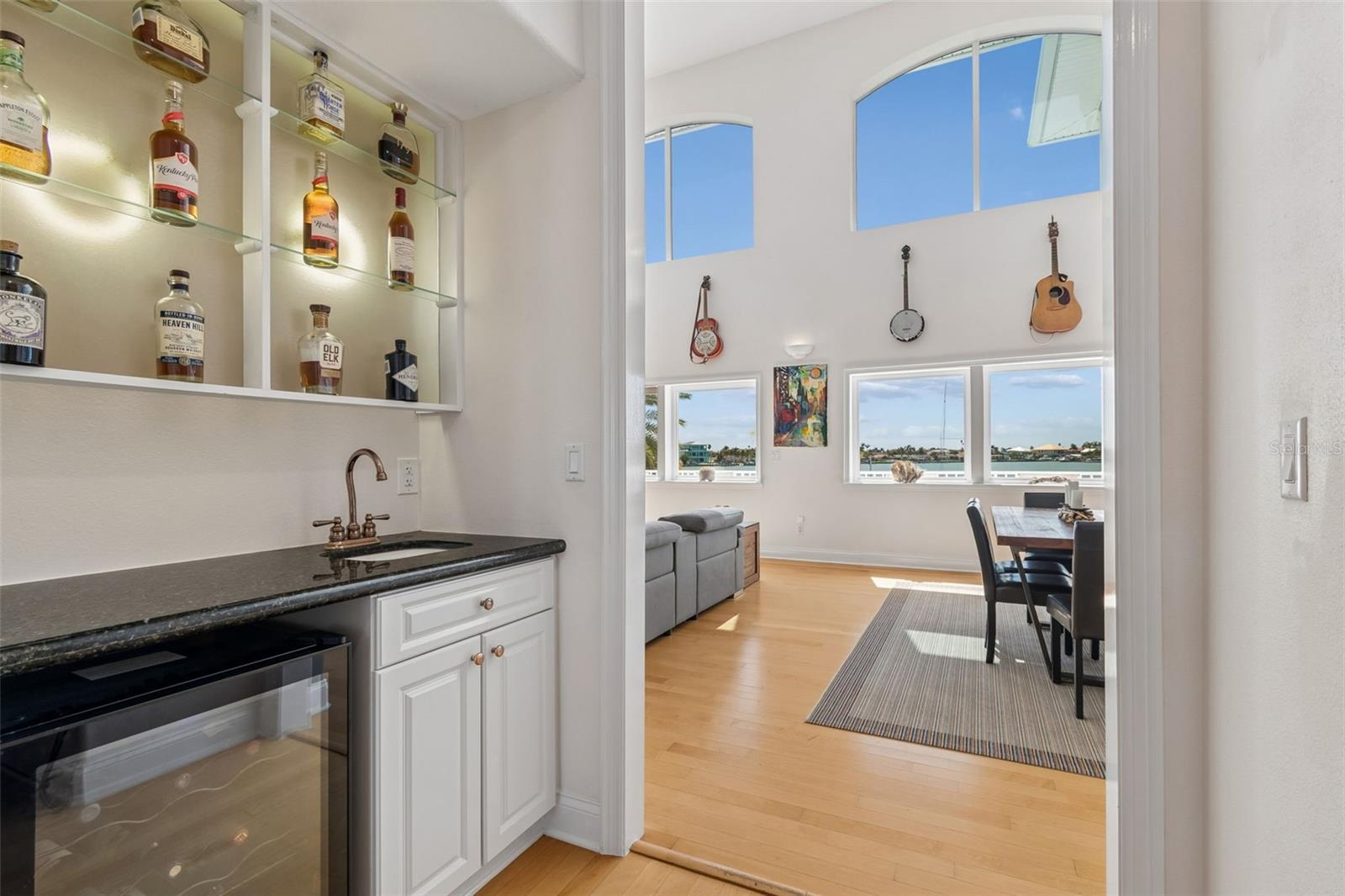 874 BAY POINT DR, MADEIRA BEACH, FL, 33708