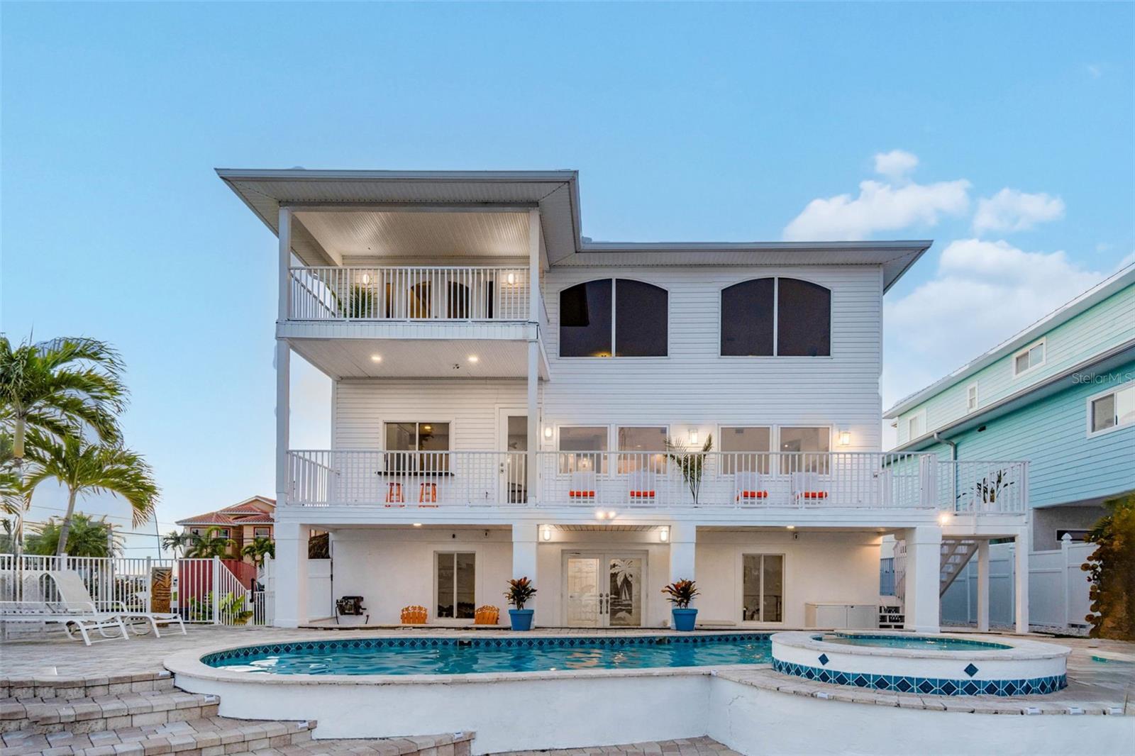 874 BAY POINT DR, MADEIRA BEACH, FL, 33708