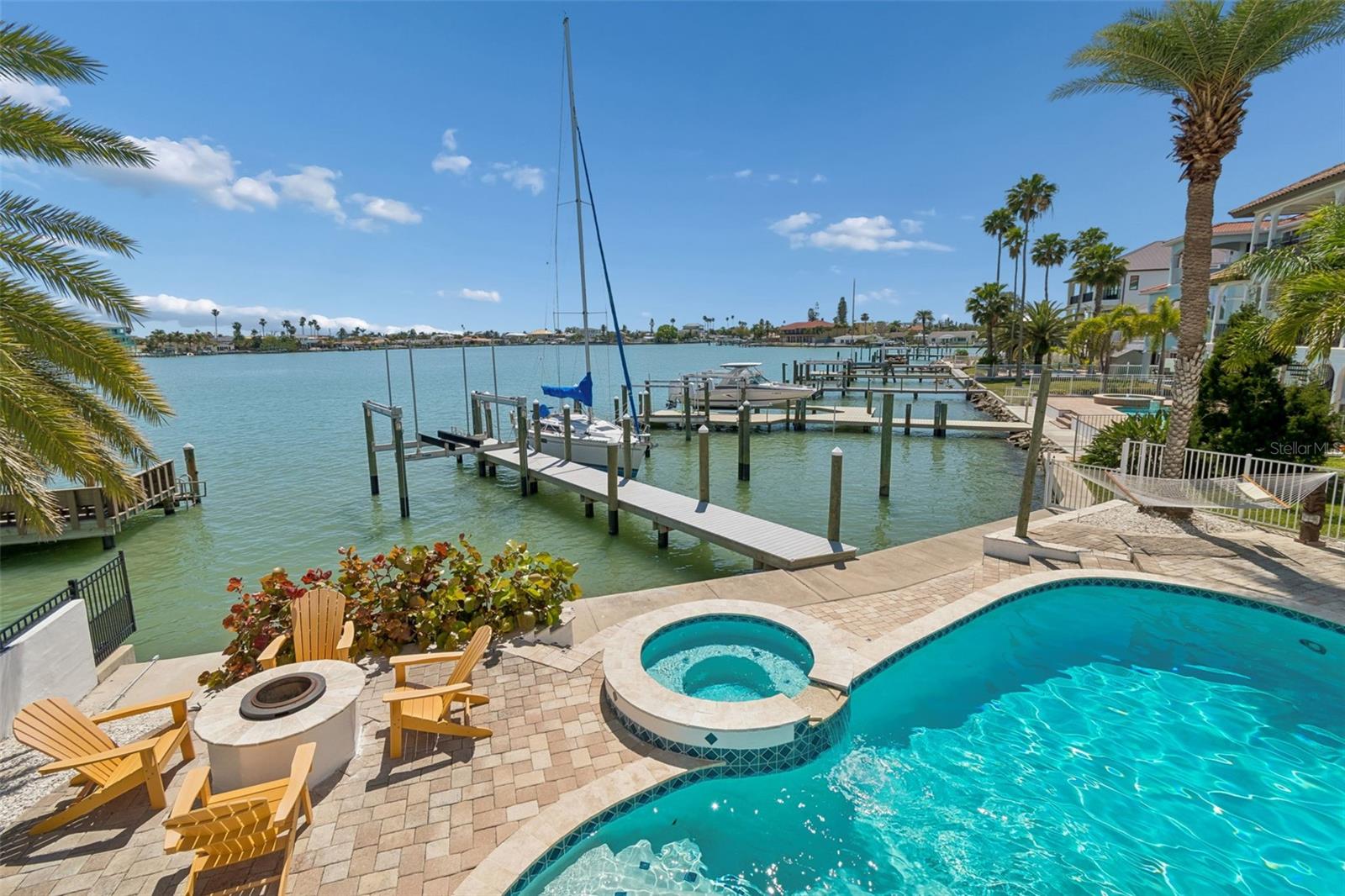 874 BAY POINT DR, MADEIRA BEACH, FL, 33708
