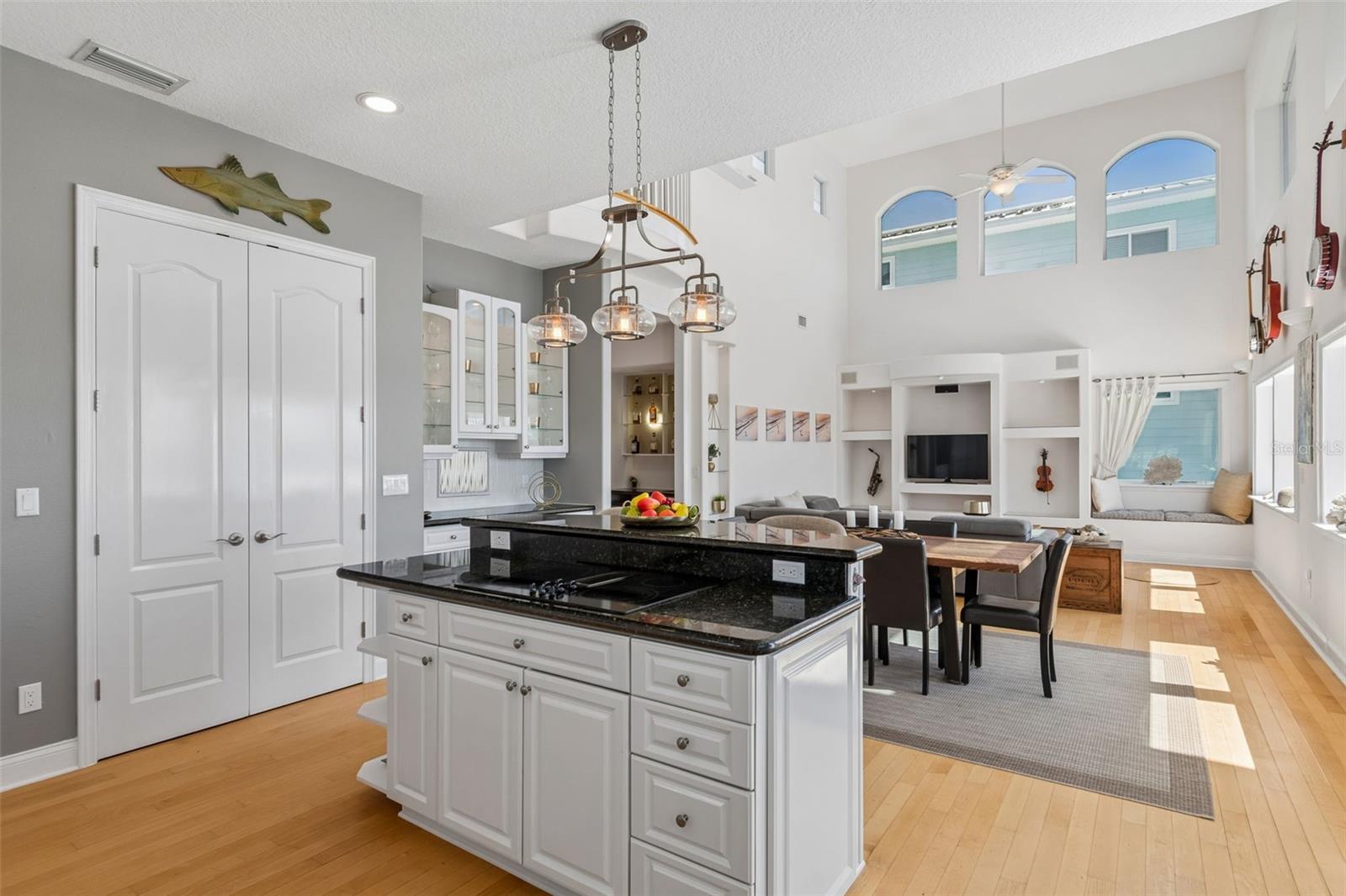 874 BAY POINT DR, MADEIRA BEACH, FL, 33708