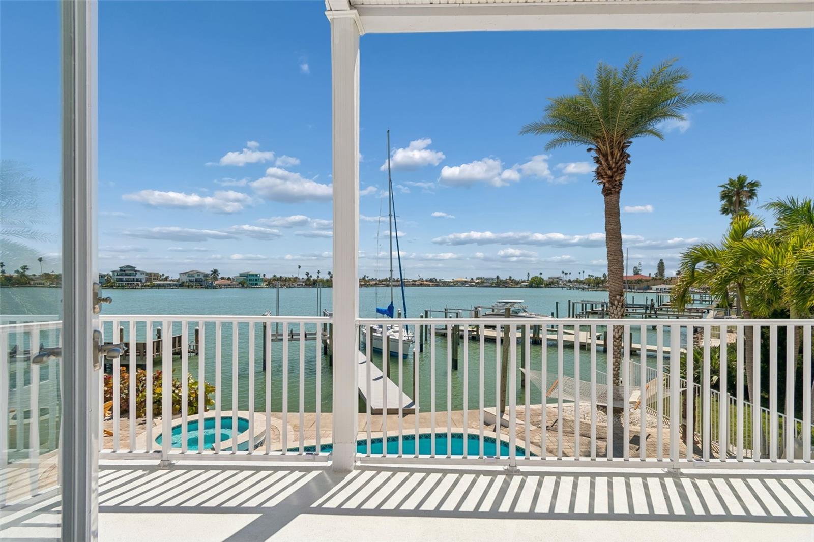 874 BAY POINT DR, MADEIRA BEACH, FL, 33708