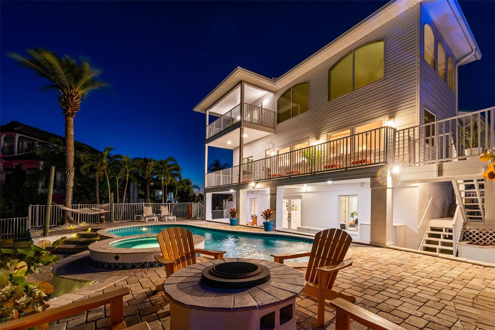 874 BAY POINT DR, MADEIRA BEACH, FL, 33708