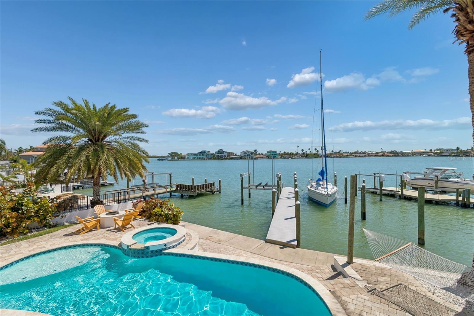874 BAY POINT DR, MADEIRA BEACH, FL, 33708