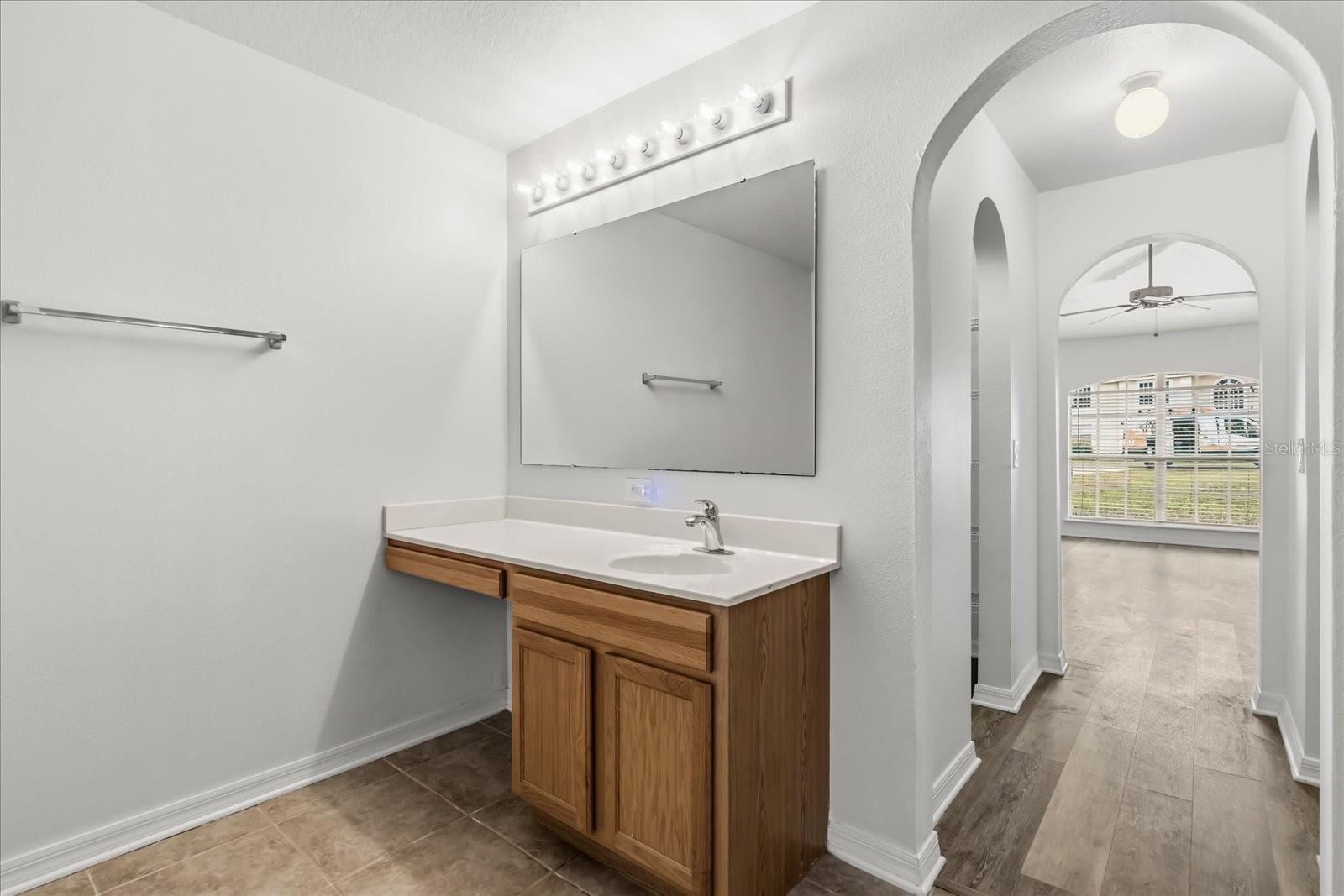 1500 DAYBREAK DR, FRUITLAND PARK, FL, 34731