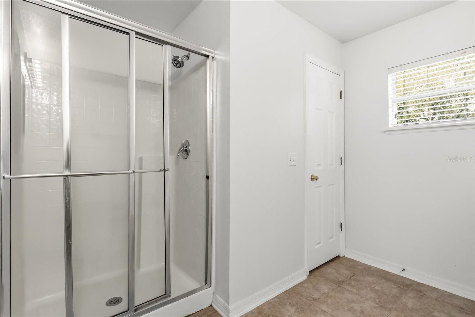 1500 DAYBREAK DR, FRUITLAND PARK, FL, 34731