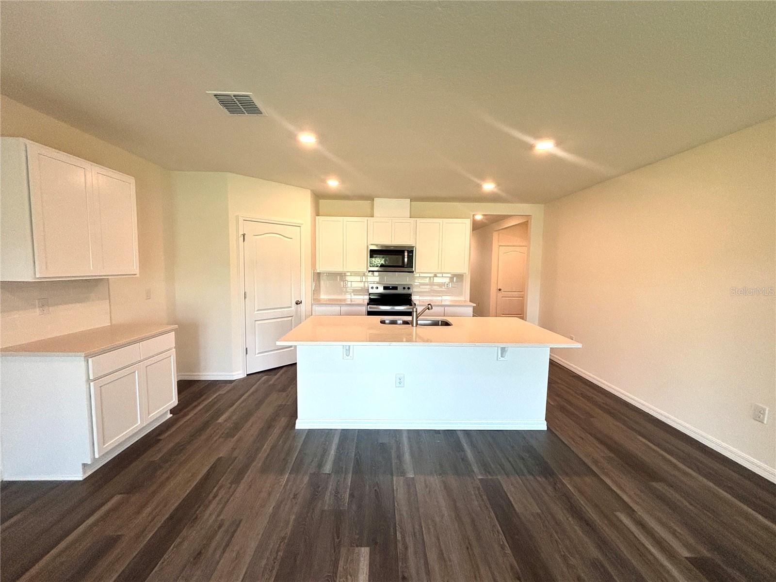 5513 HAYLOFT DR, APOPKA, FL, 32712