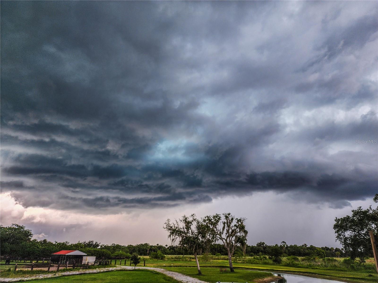 2269 MULLET LAKE PARK RD, GENEVA, FL, 32732