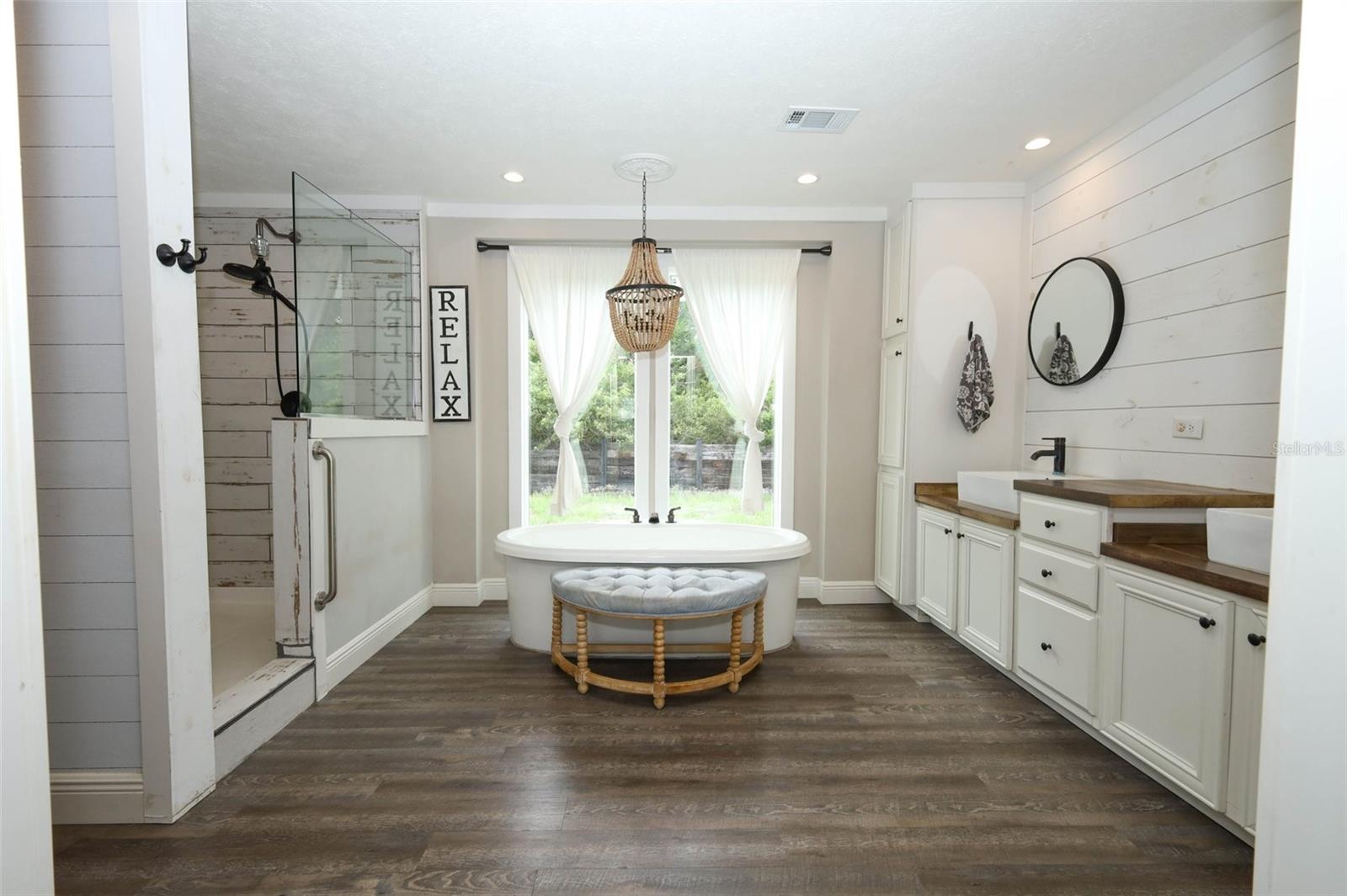 2269 MULLET LAKE PARK RD, GENEVA, FL, 32732