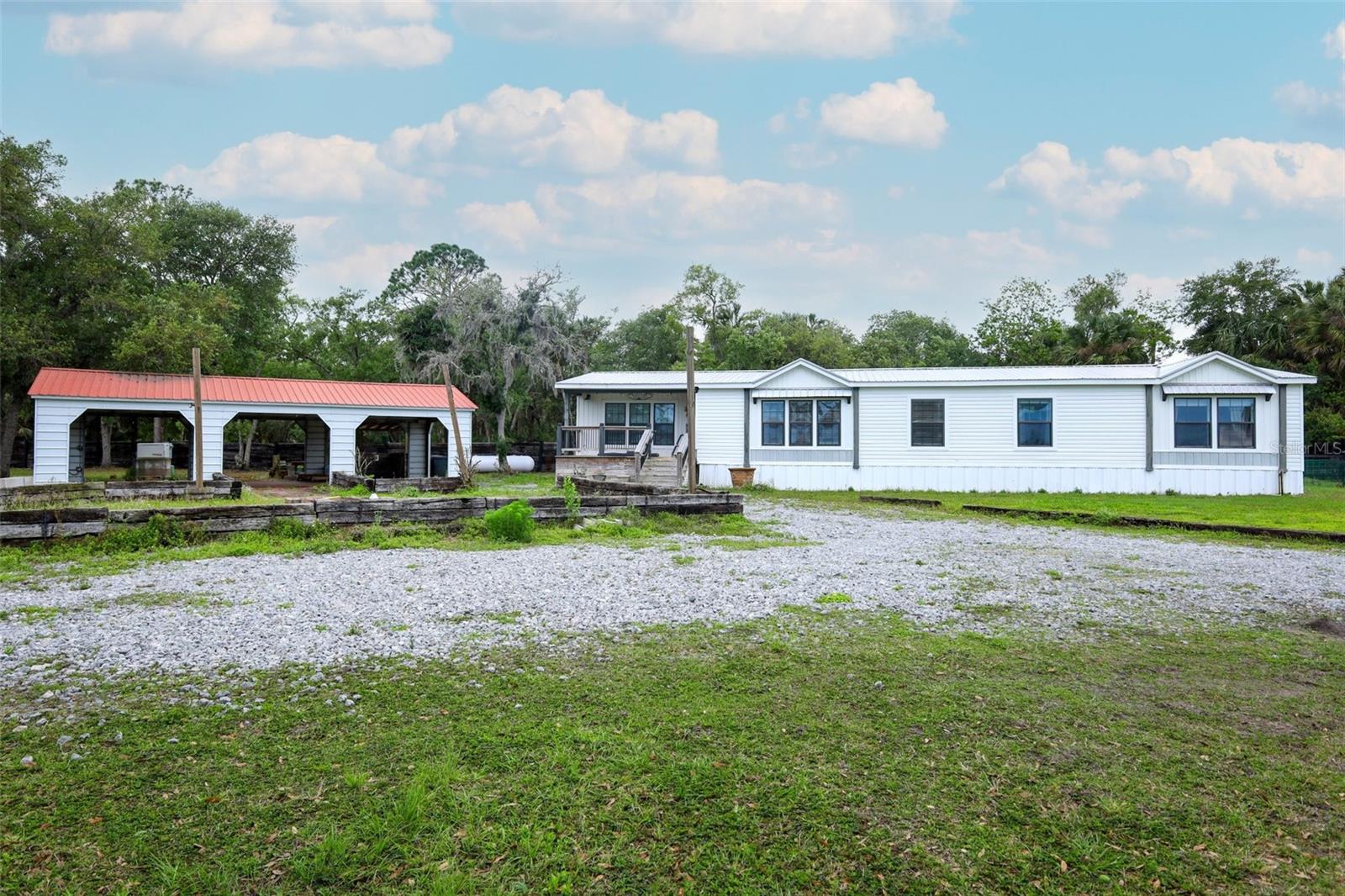 2269 MULLET LAKE PARK RD, GENEVA, FL, 32732