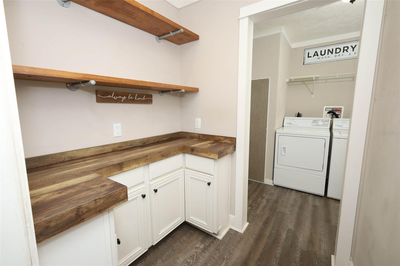 2269 MULLET LAKE PARK RD, GENEVA, FL, 32732