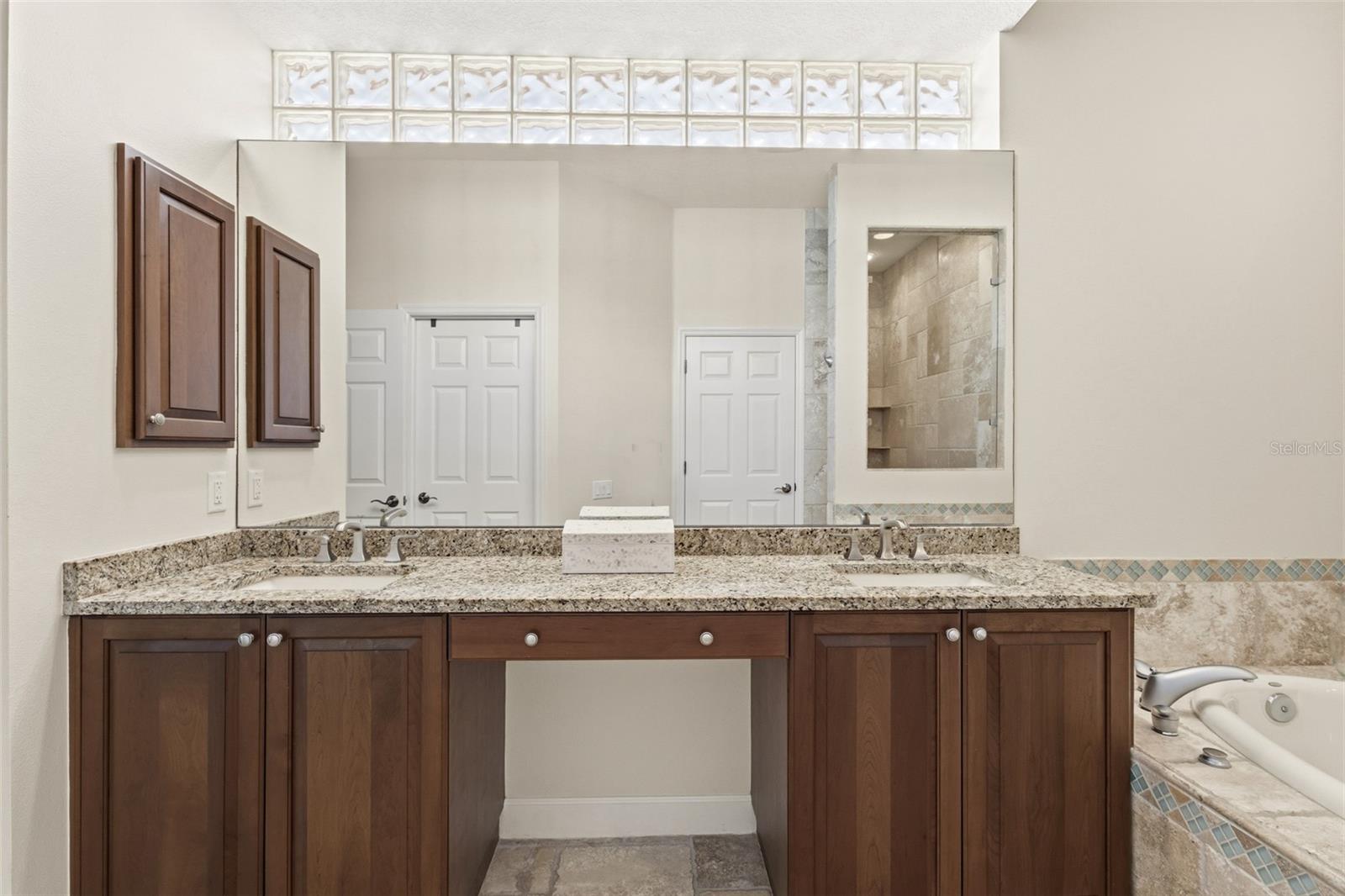 9743 53RD DR E, BRADENTON, FL, 34211