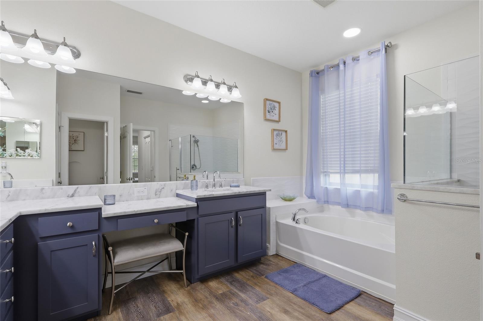 Primary en-suite Bath