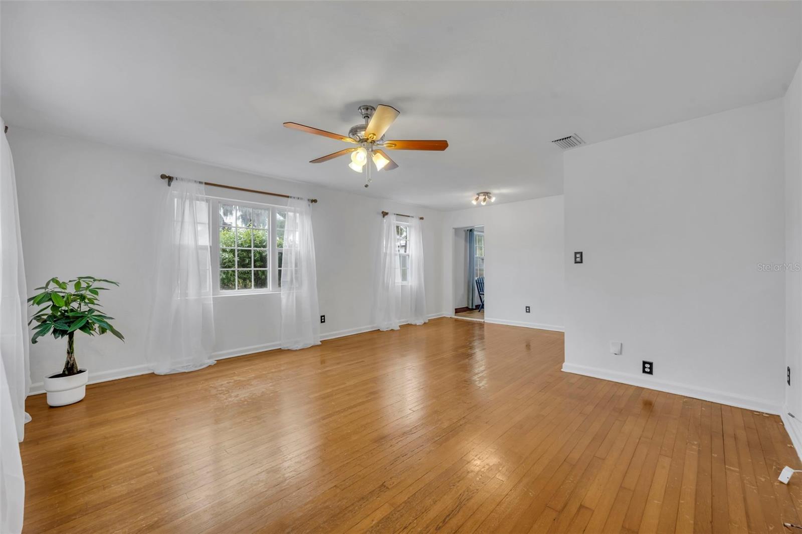 612 E KALEY ST, ORLANDO, FL, 32806