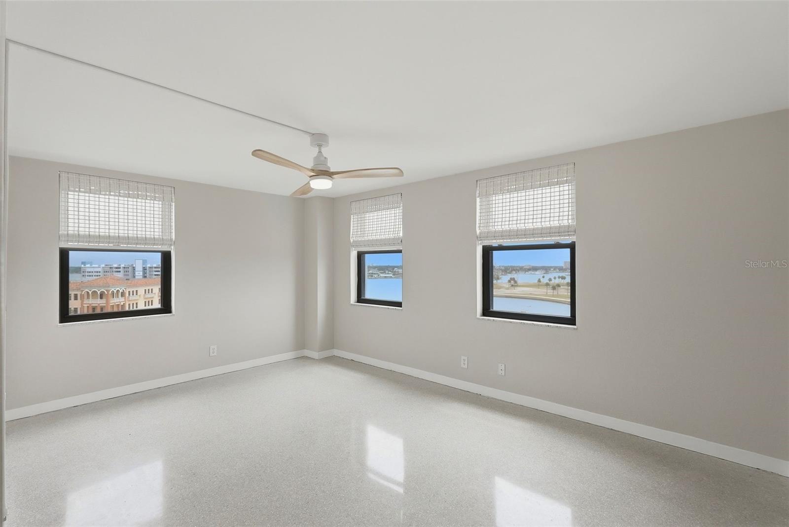 10355 PARADISE BLVD #608, TREASURE ISLAND, FL, 33706