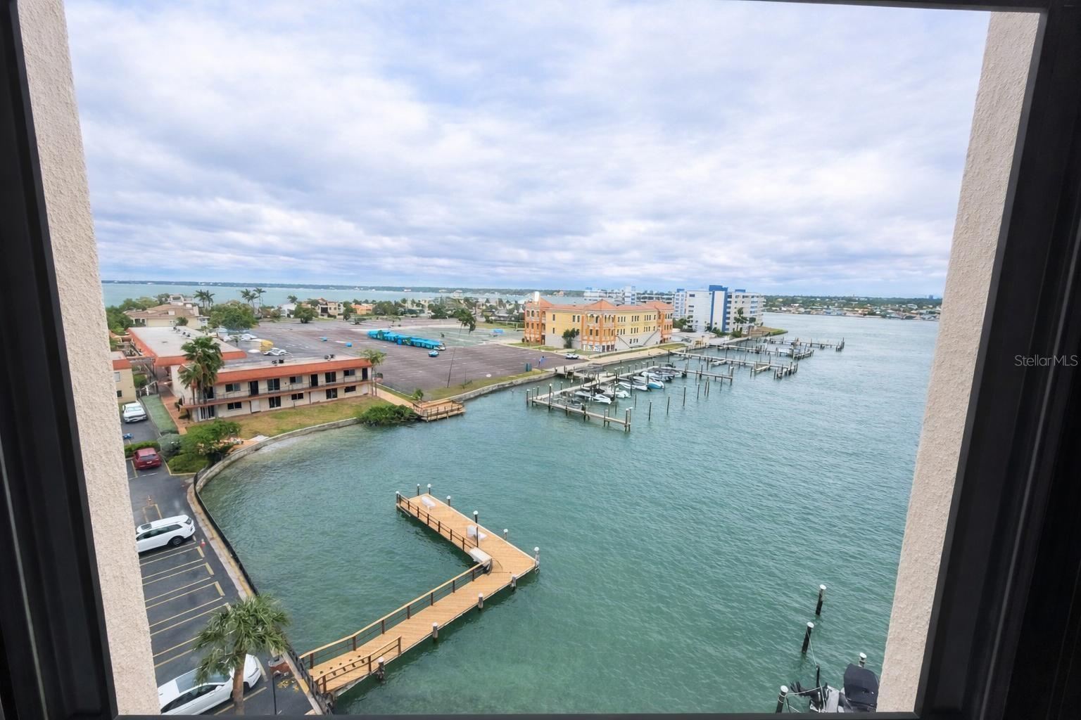 10355 PARADISE BLVD #608, TREASURE ISLAND, FL, 33706