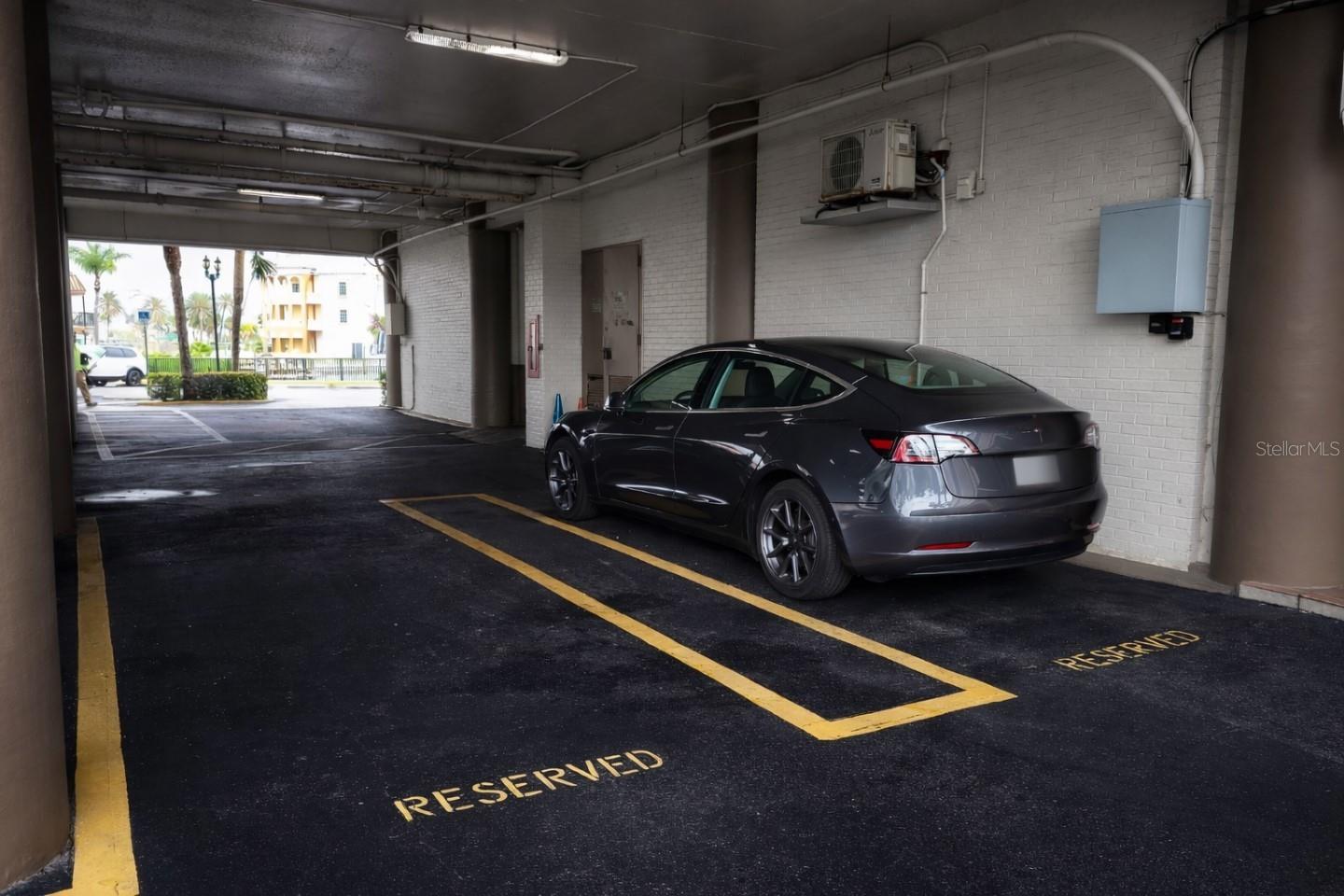 10355 PARADISE BLVD #608, TREASURE ISLAND, FL, 33706