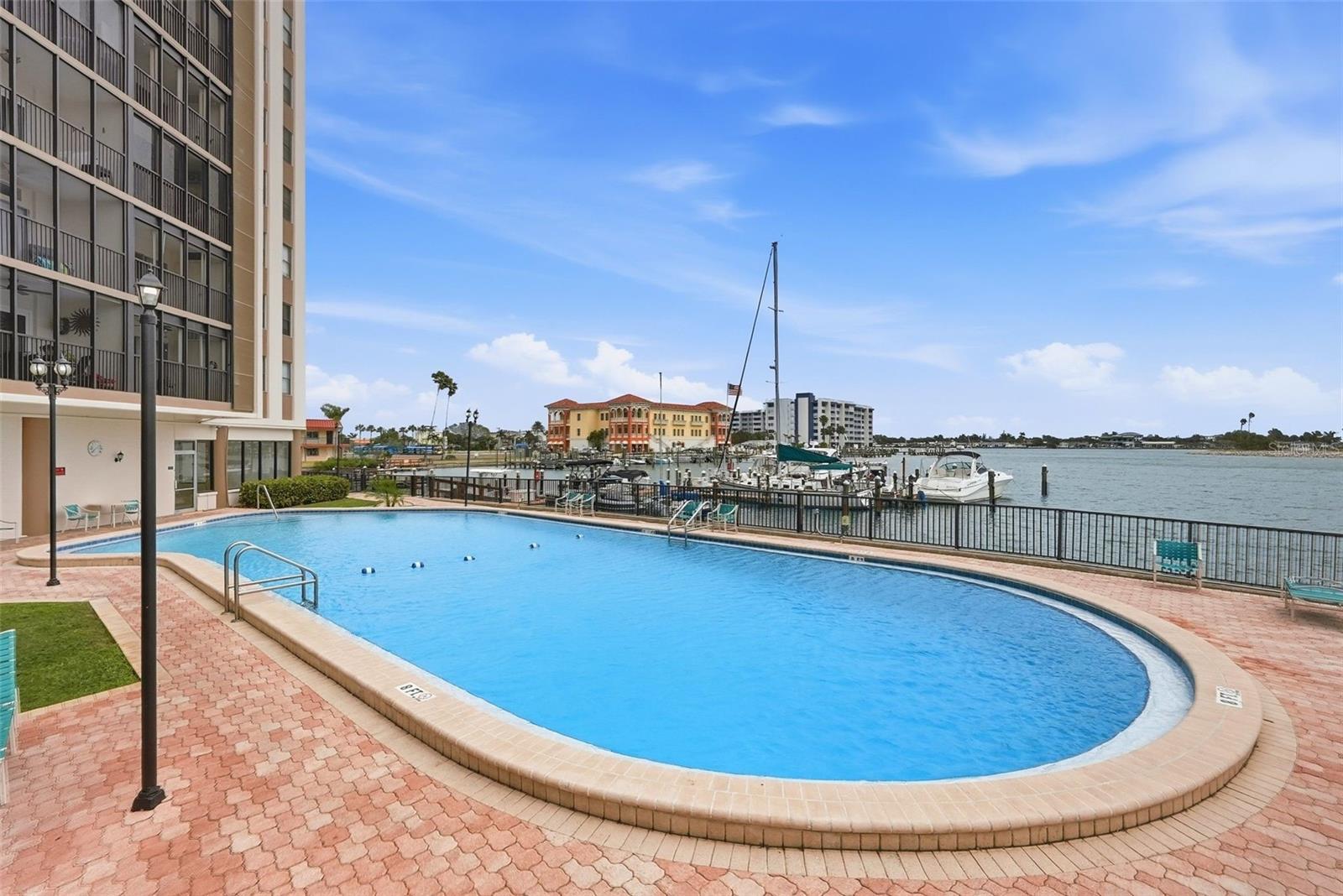 10355 PARADISE BLVD #608, TREASURE ISLAND, FL, 33706