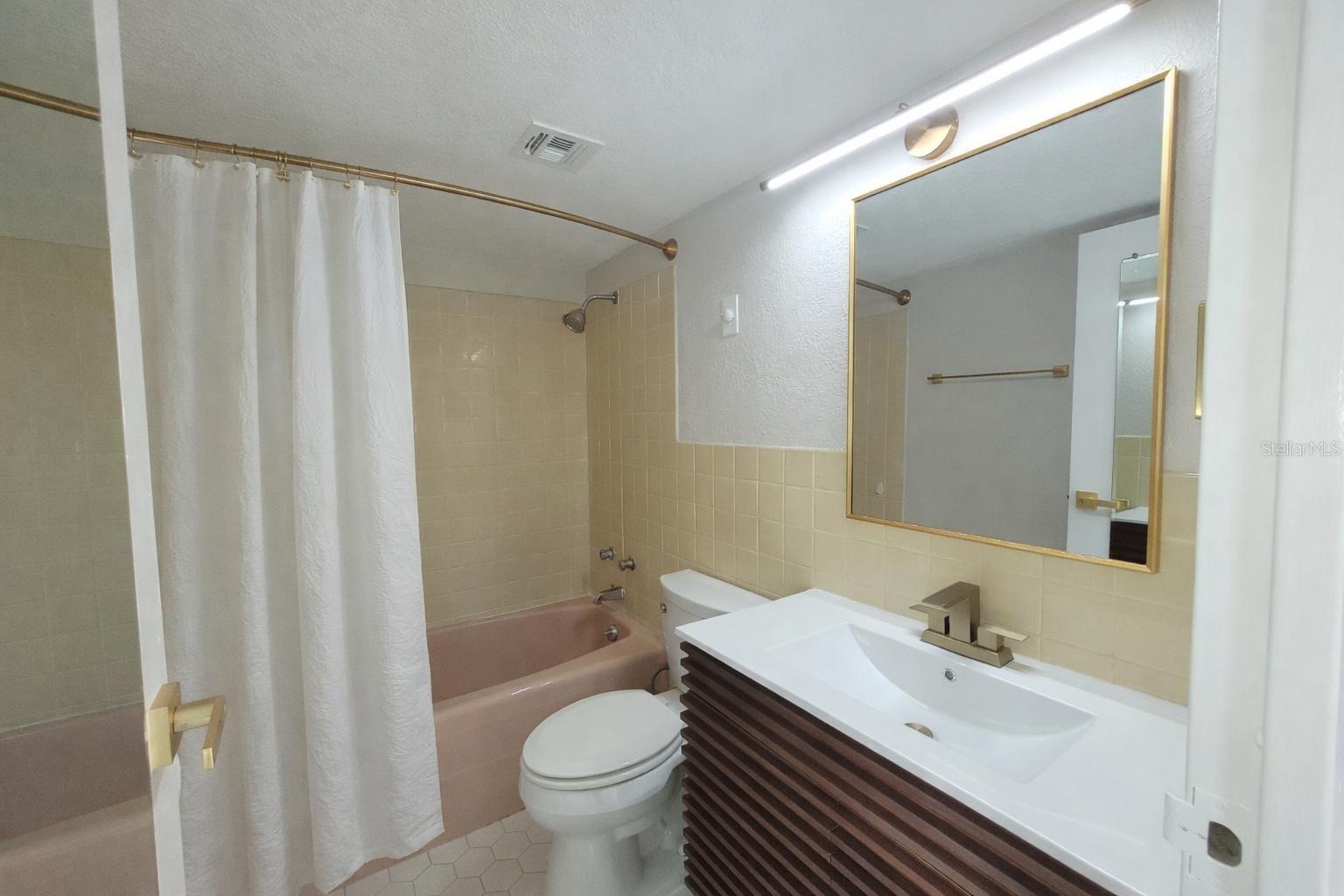 10355 PARADISE BLVD #608, TREASURE ISLAND, FL, 33706