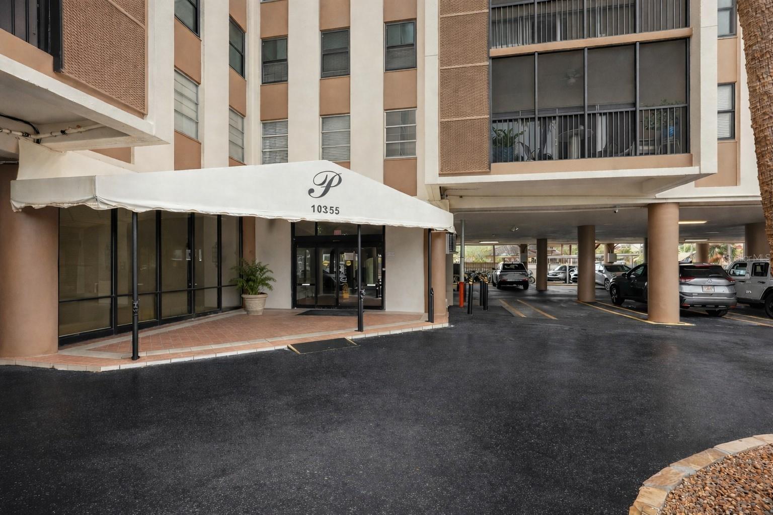 10355 PARADISE BLVD #608, TREASURE ISLAND, FL, 33706