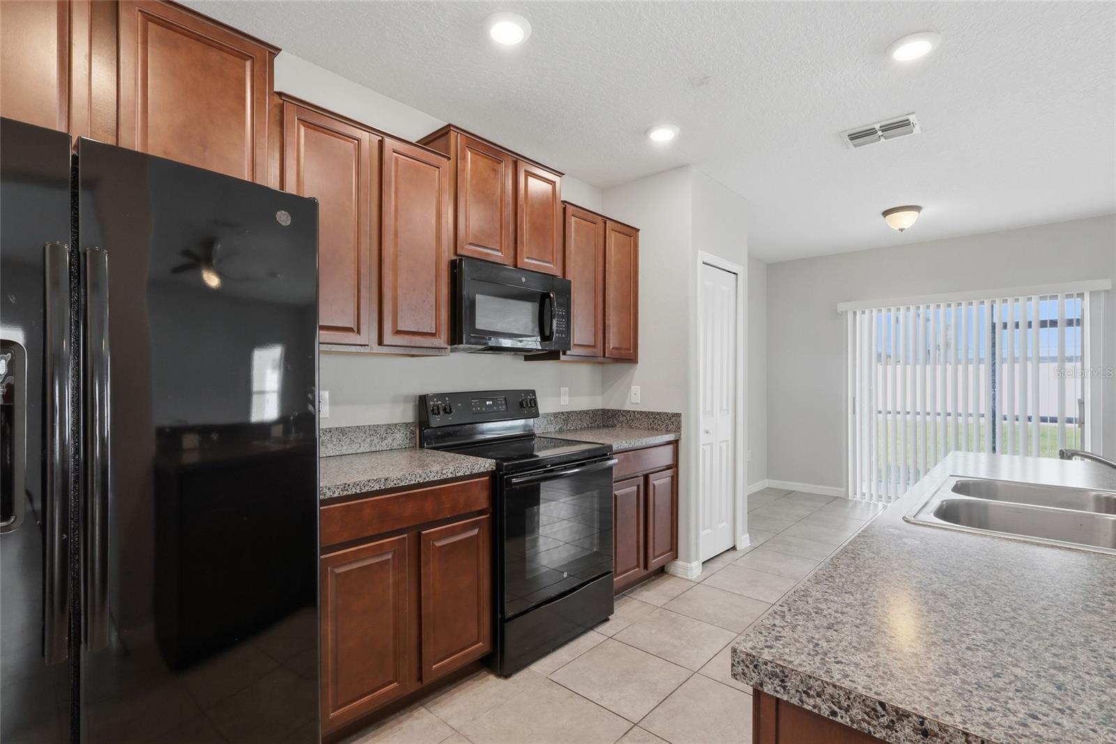7412 FRENCH MARIGOLD AVE, TAMPA, FL, 33619