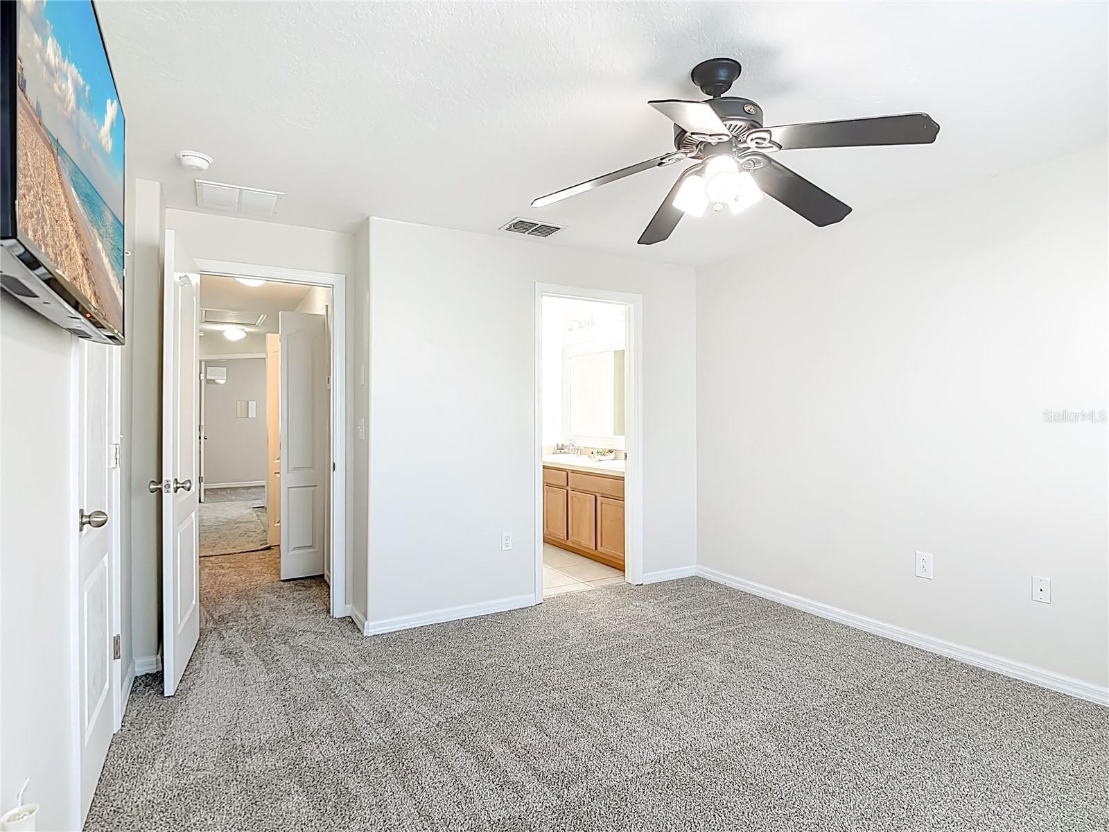 4194 WINDING VINE DR, LAKELAND, FL, 33812