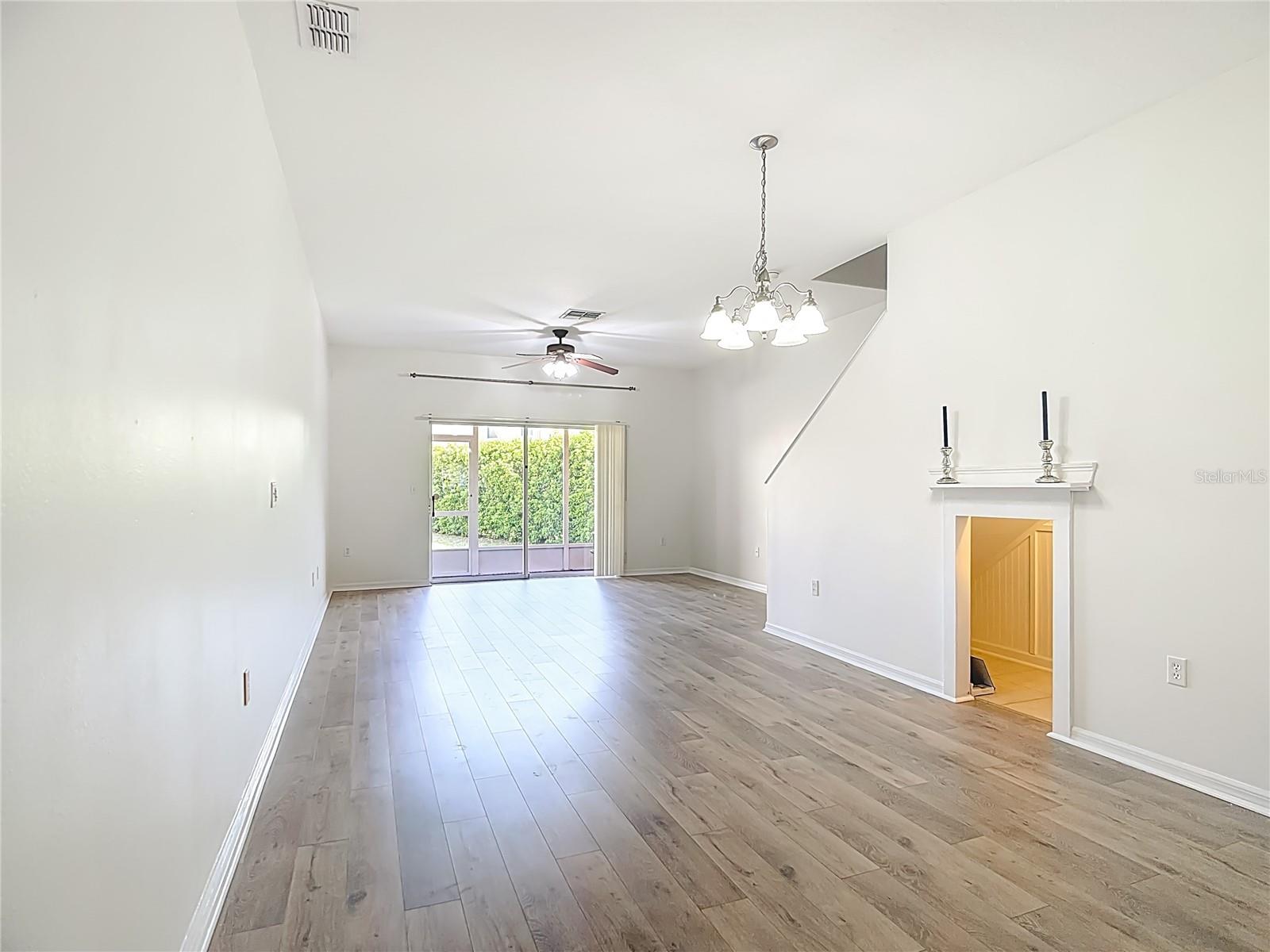 4194 WINDING VINE DR, LAKELAND, FL, 33812