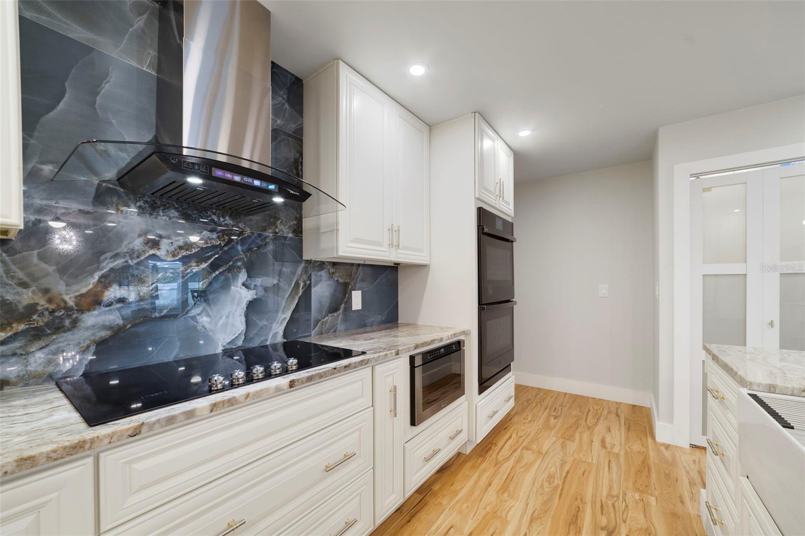 O6391349 Property Photo